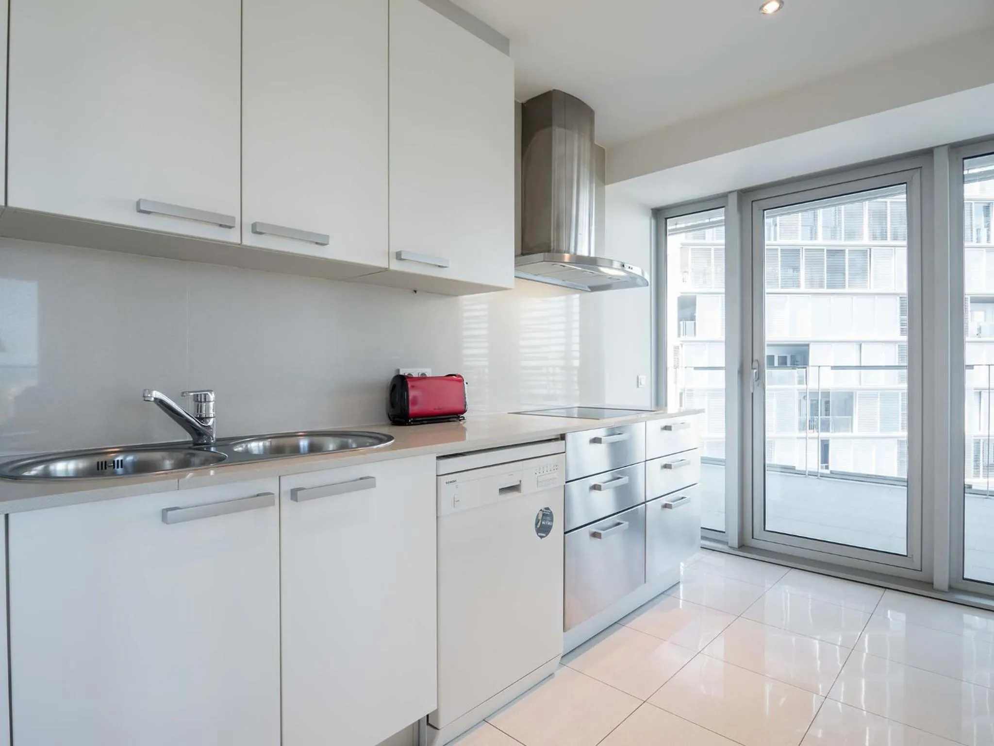 Kitchen or kitchenette in Rent Top Apartments Beach-Diagonal Mar