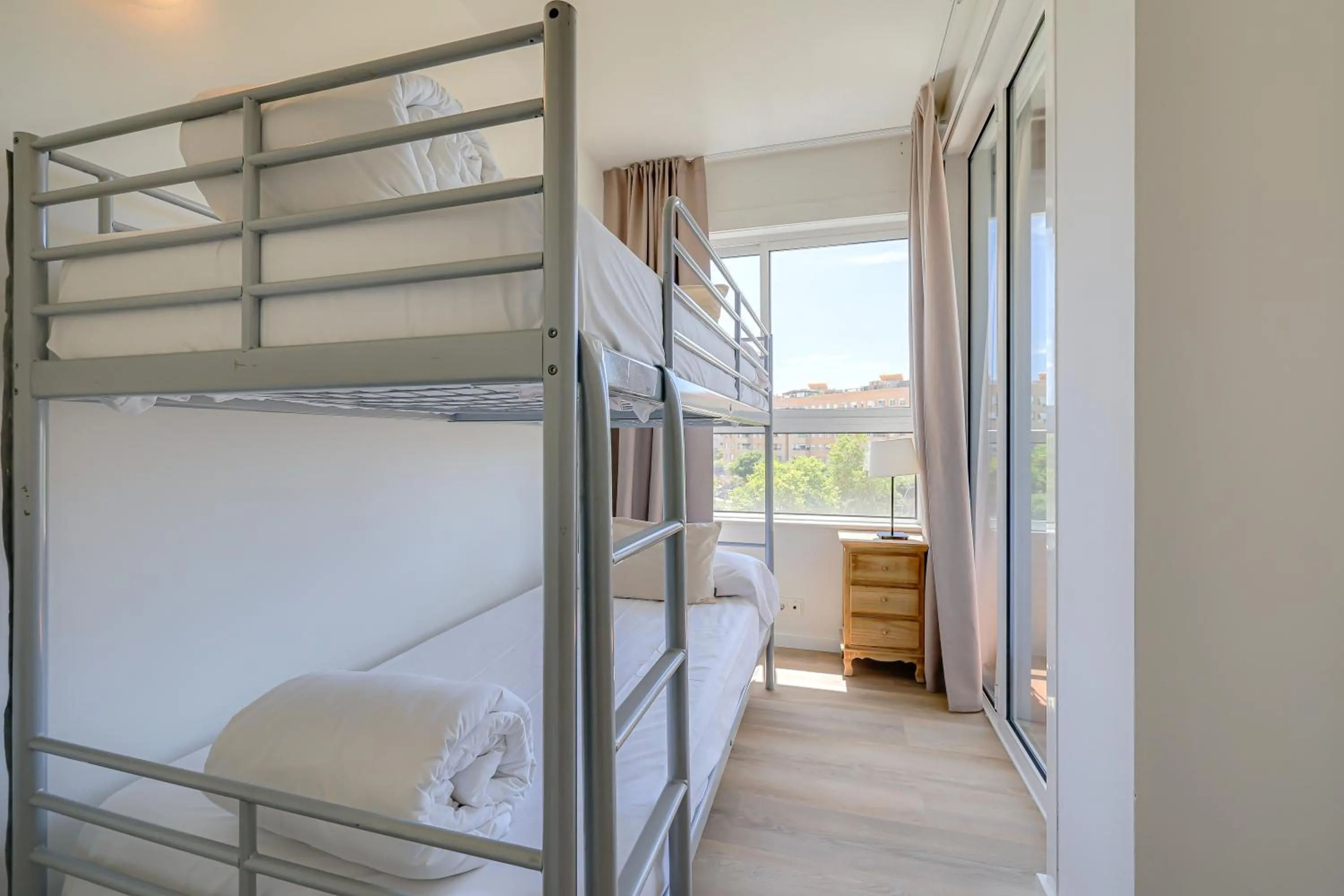 Bed in Rent Top Apartments Beach-Diagonal Mar