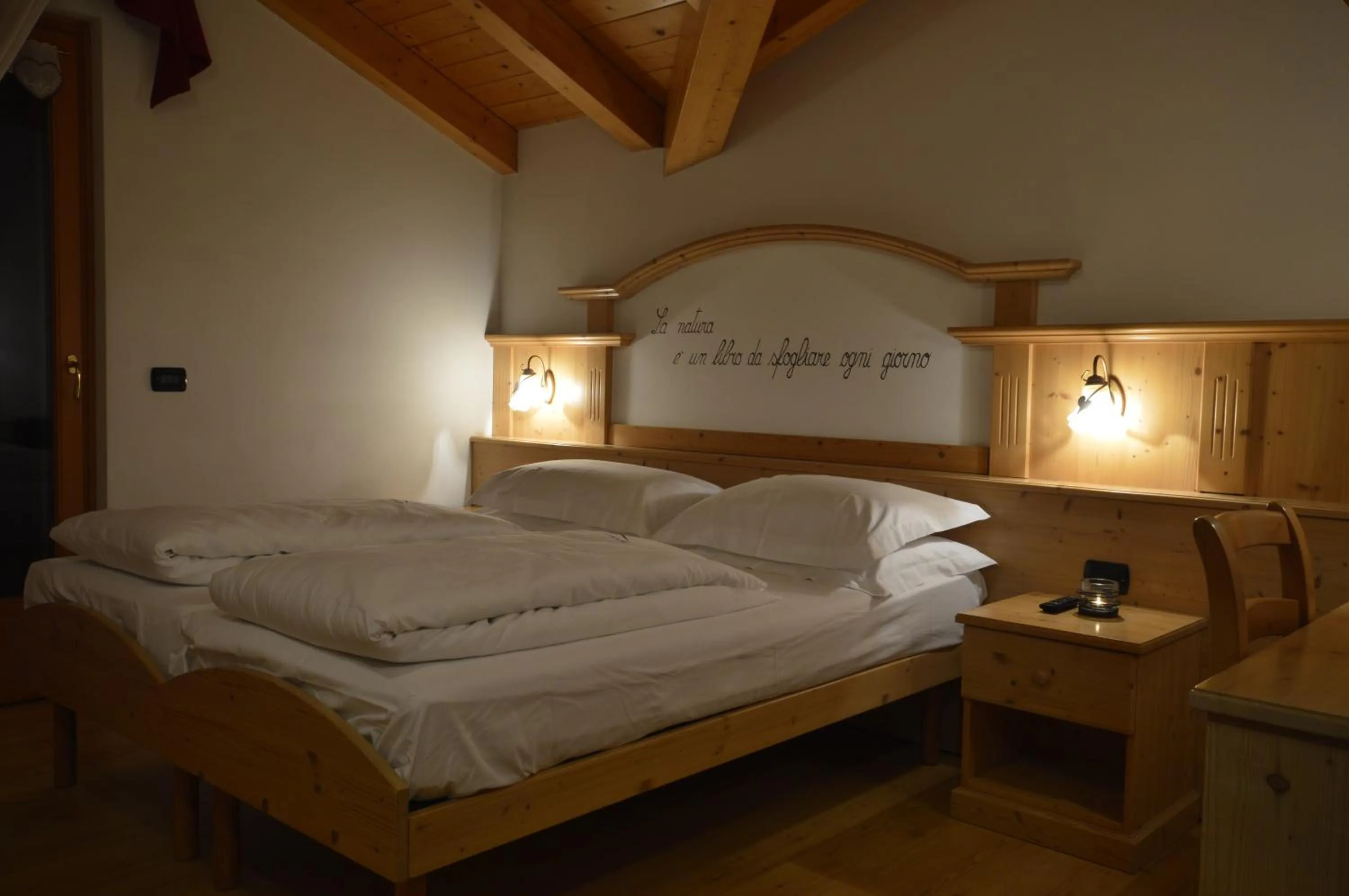 Bed in Hotel Garnì Sant'Antonio con Spa