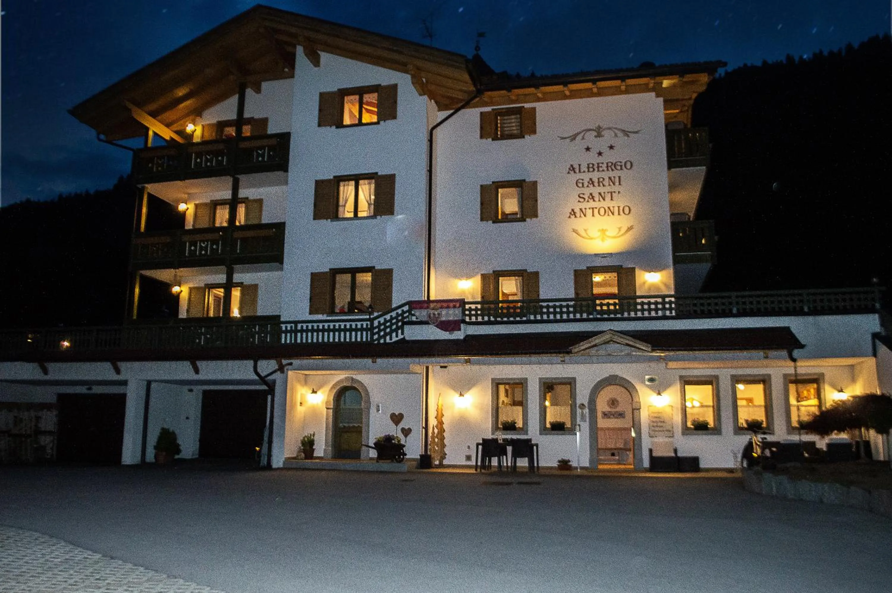 Property building in Hotel Garnì Sant'Antonio con Spa