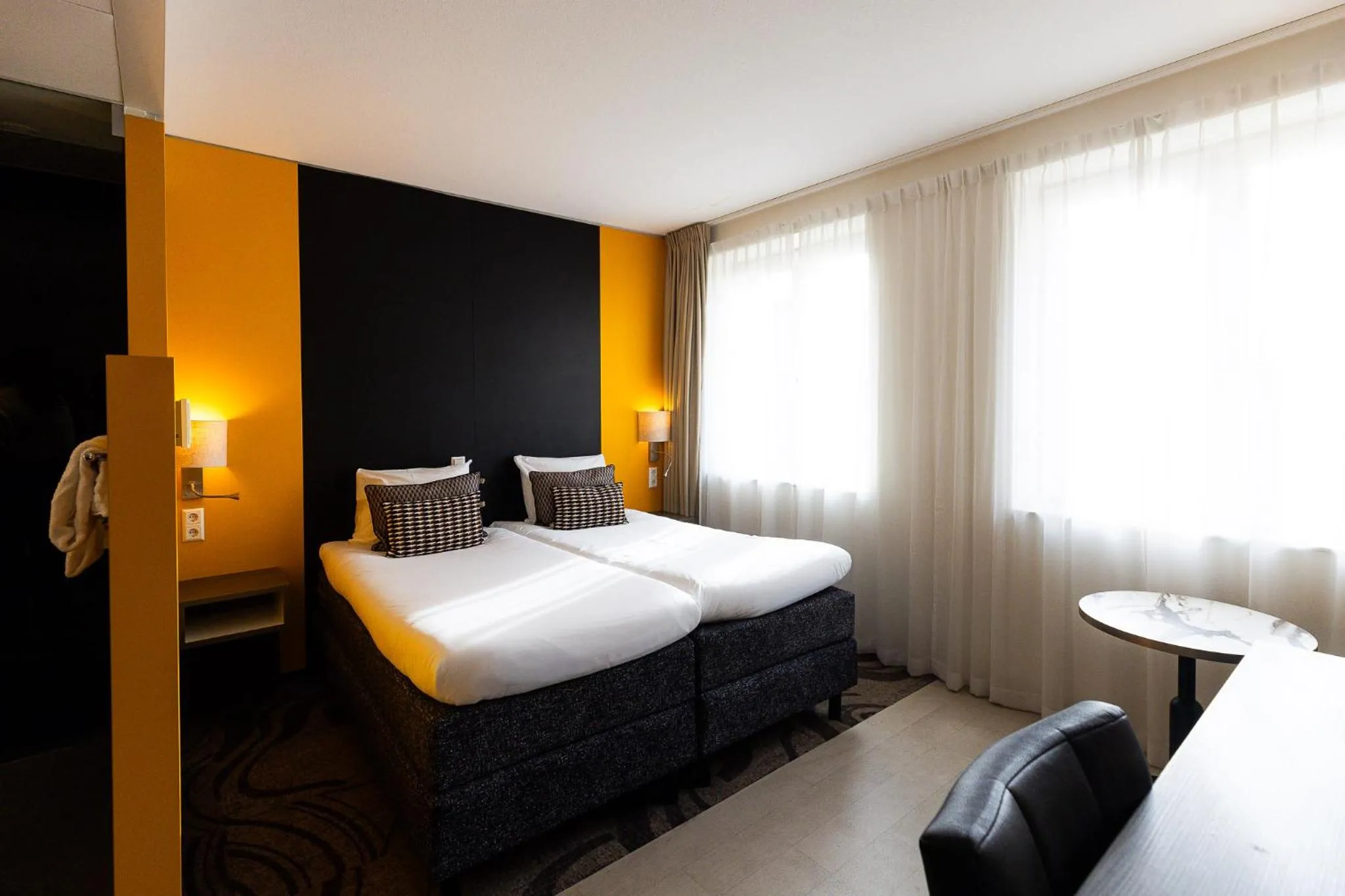 Bed in City Hotel Gouda, WorldHotels Crafted Collection