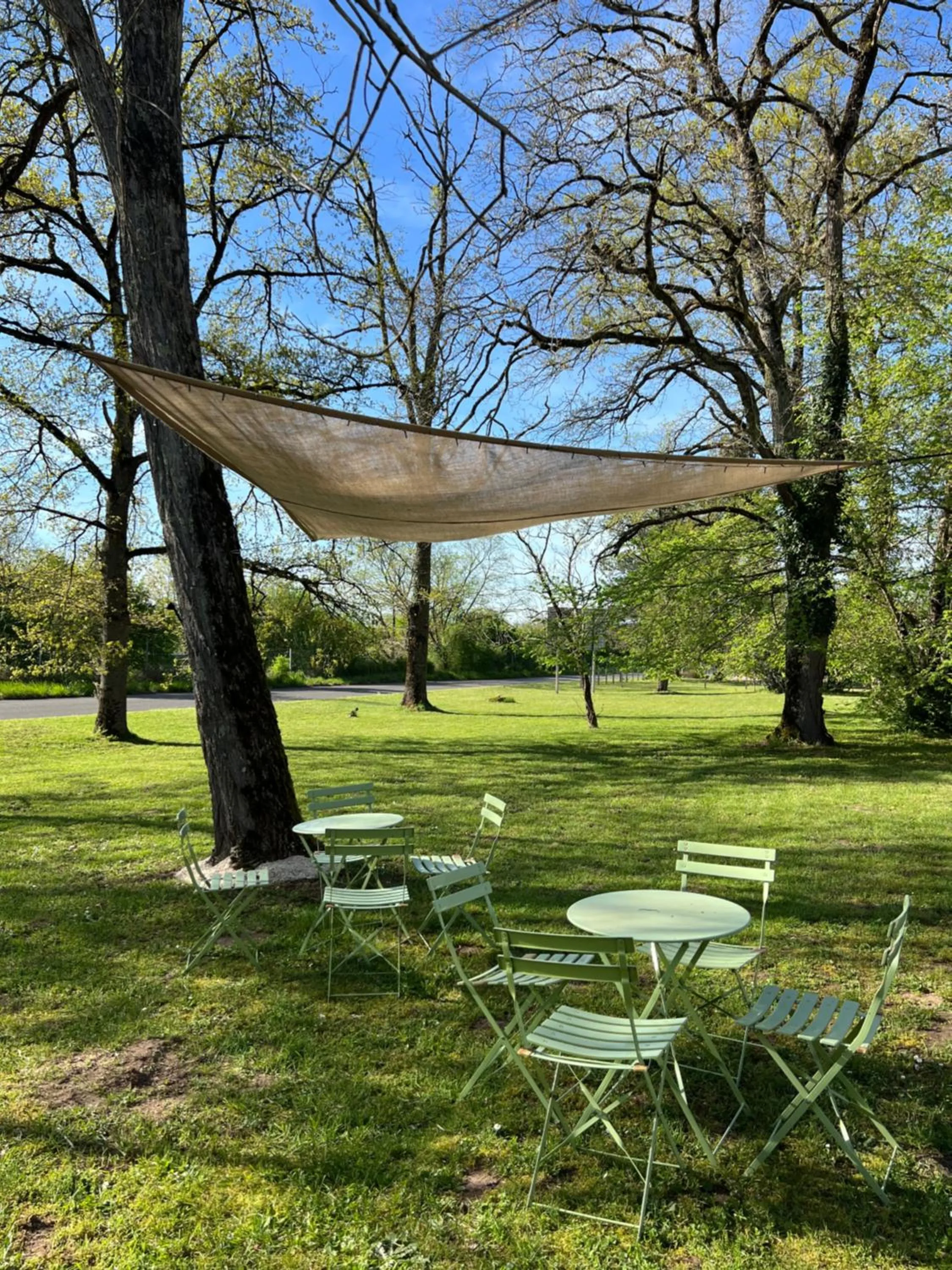 Garden in Motel Les Broussailles