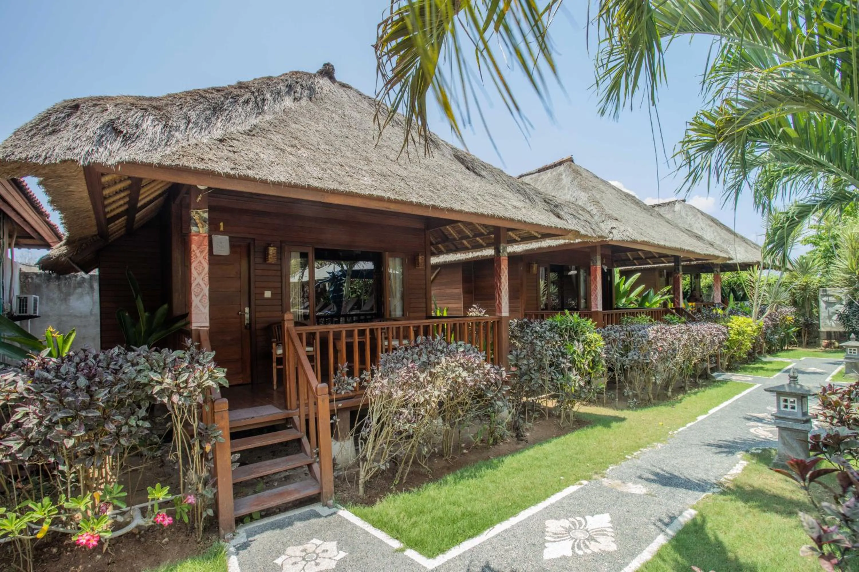 Lembongan Mantra Huts