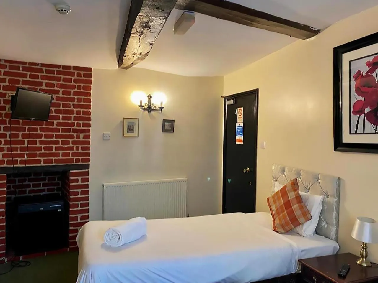 Bed in Greyfriars Lodge Canterbury