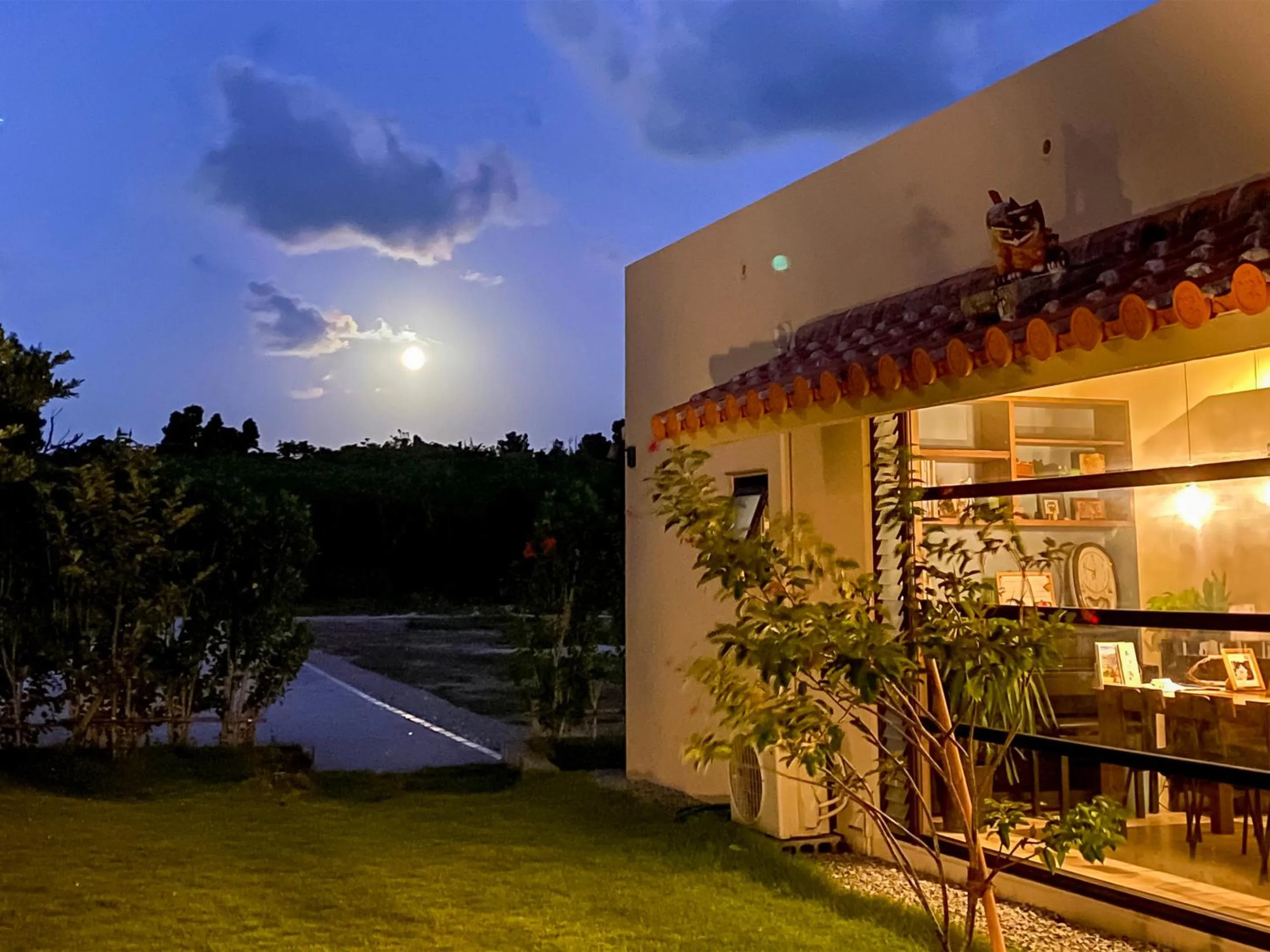 Area and facilities in Akabana Inn