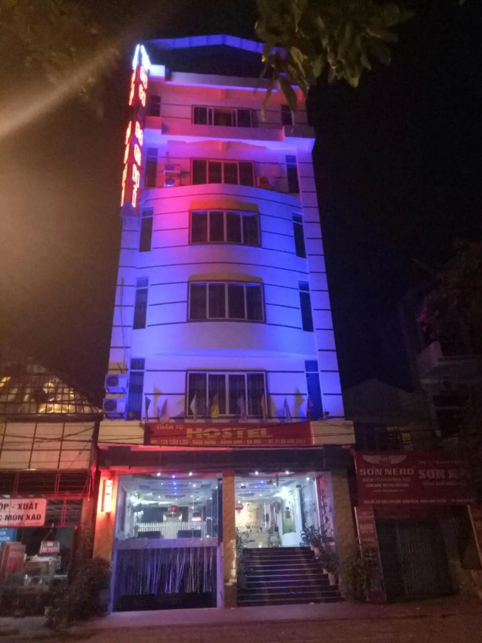 Property building in Tuan Tu Hotel