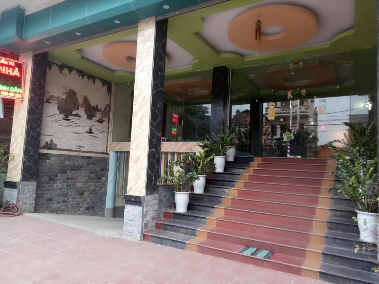 Facade/entrance in Tuan Tu Hotel