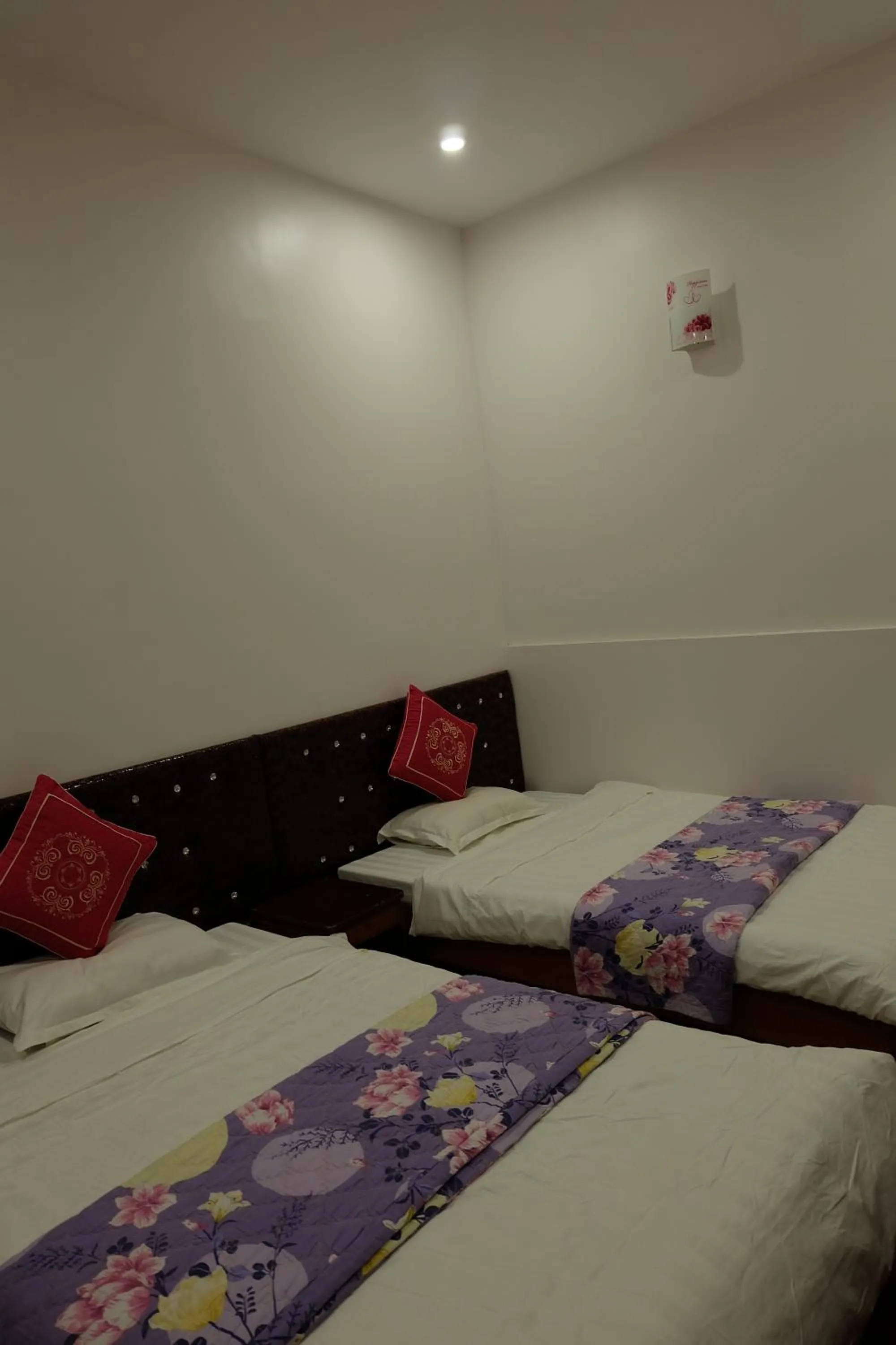 Photo of the whole room in Tuan Tu Hotel