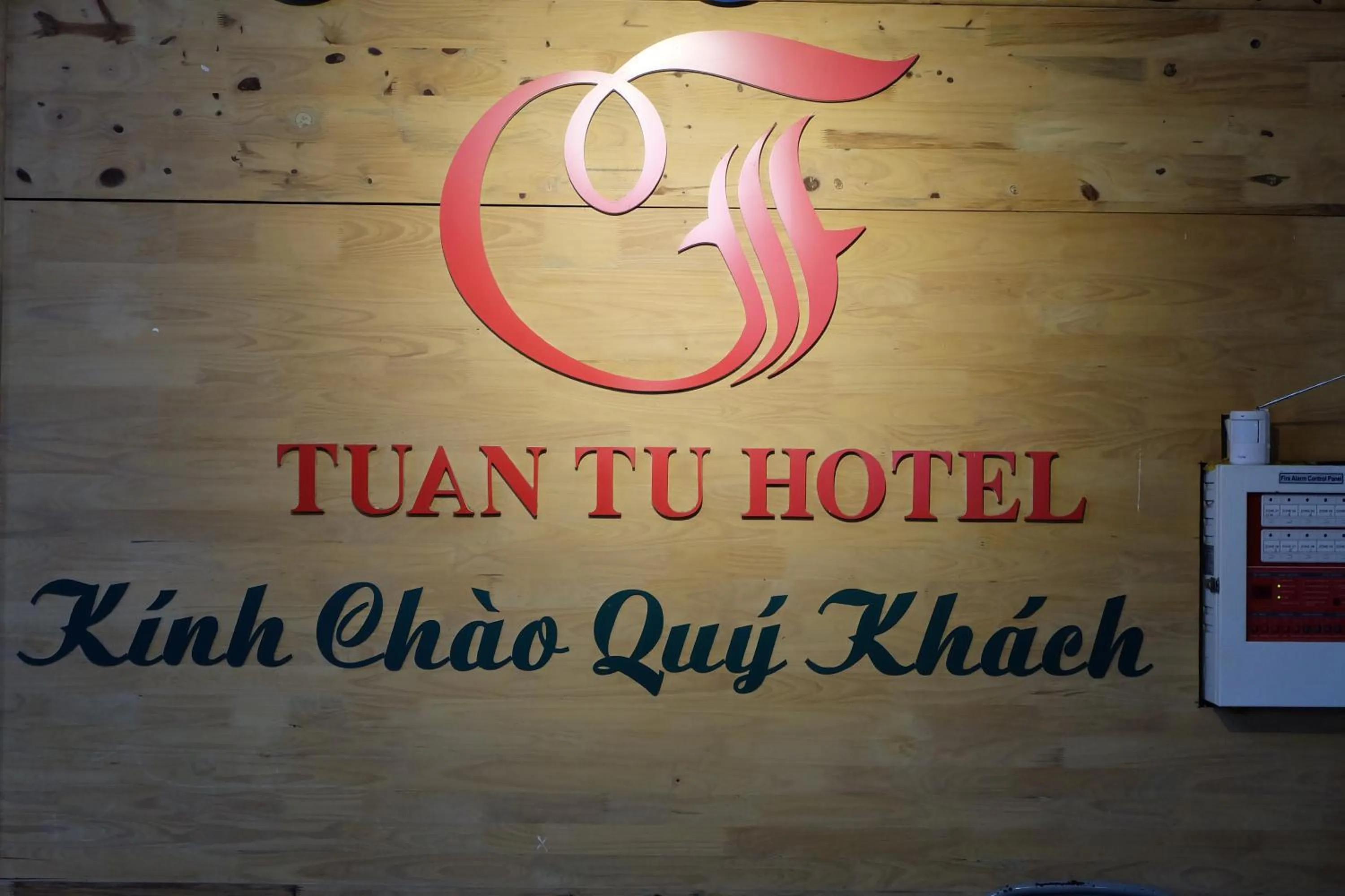 Property logo or sign in Tuan Tu Hotel