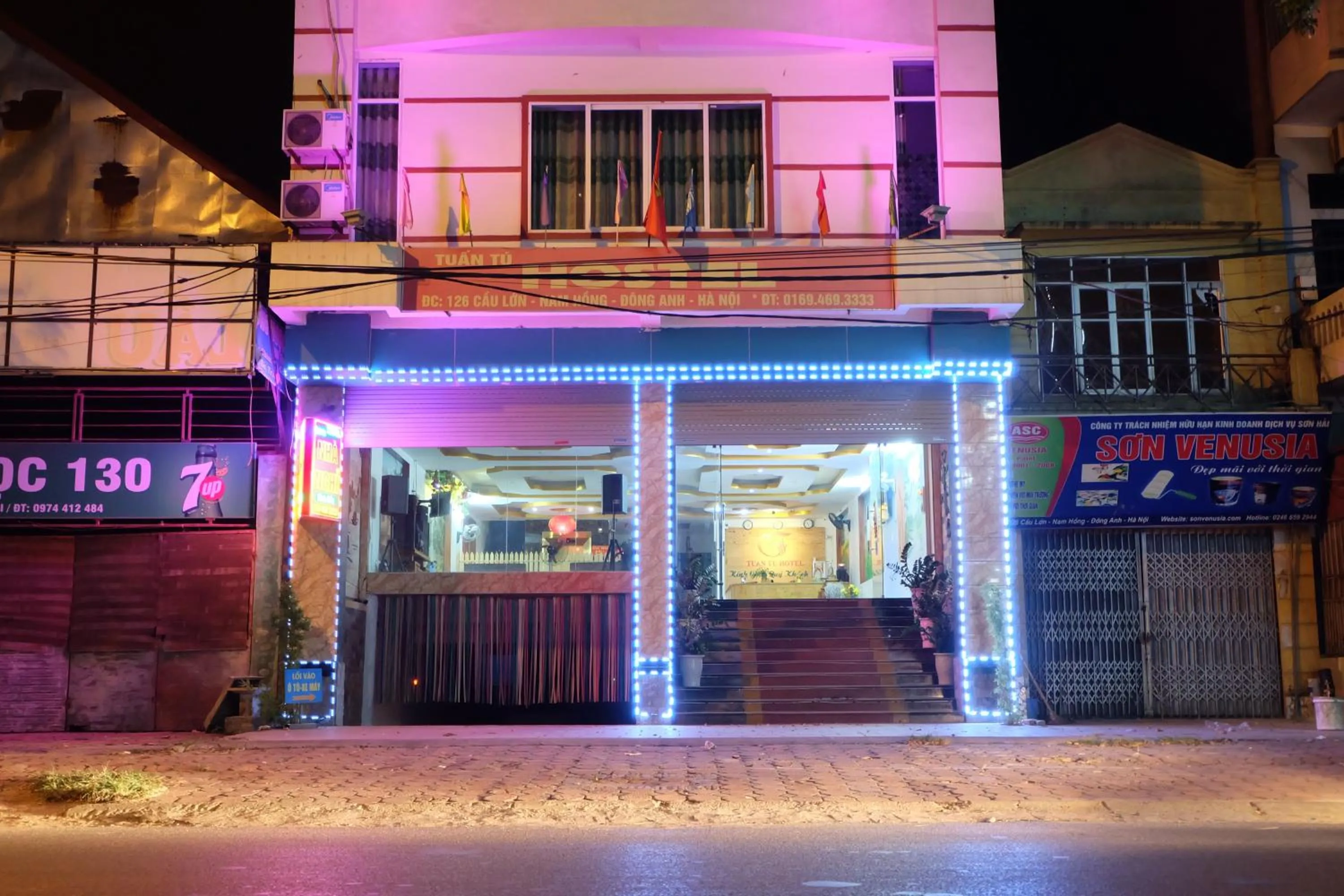 Property logo or sign in Tuan Tu Hotel