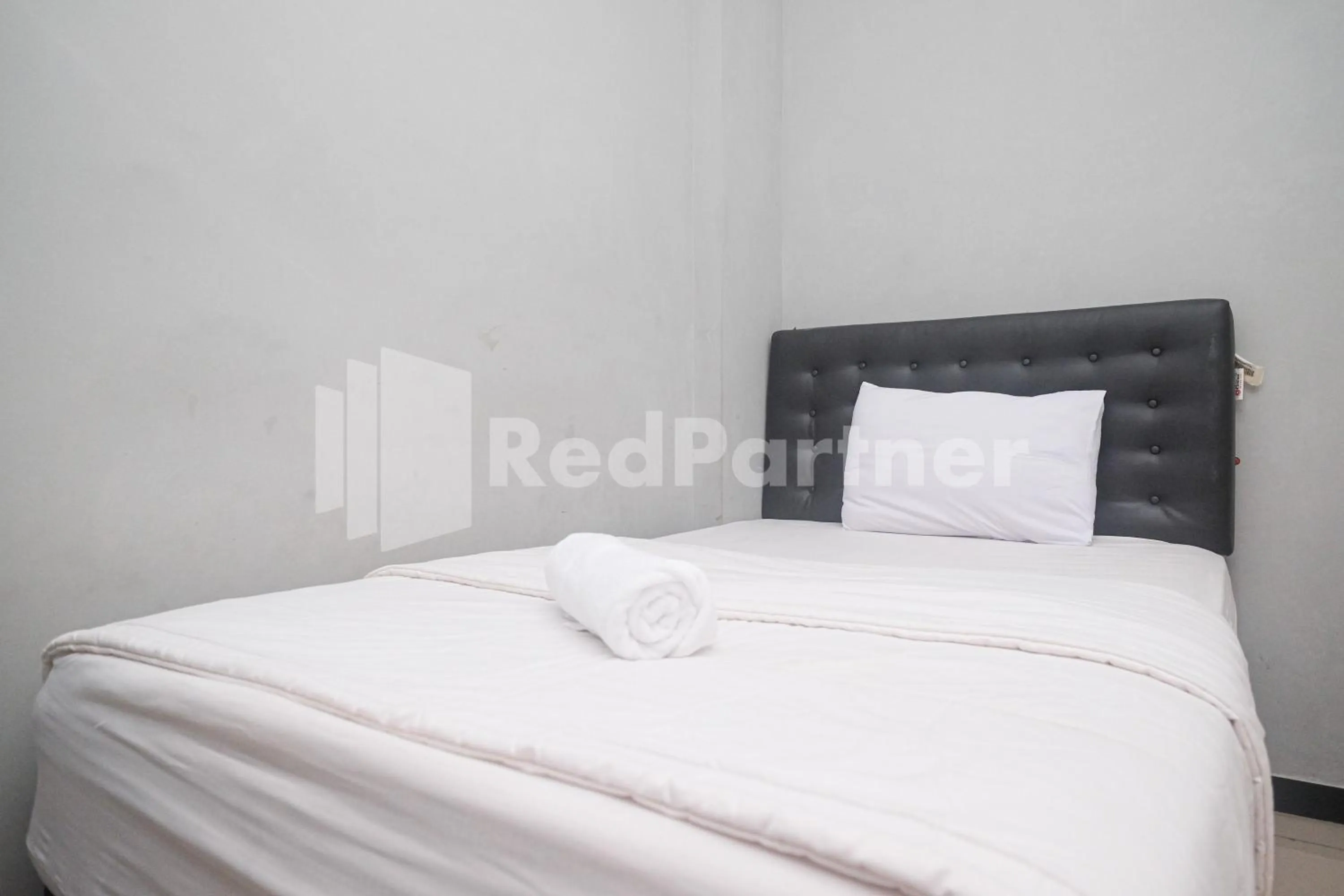 Bed in Griya Loka 1 Syariah Near RSUD Dr Kariadi Mitra RedDoorz