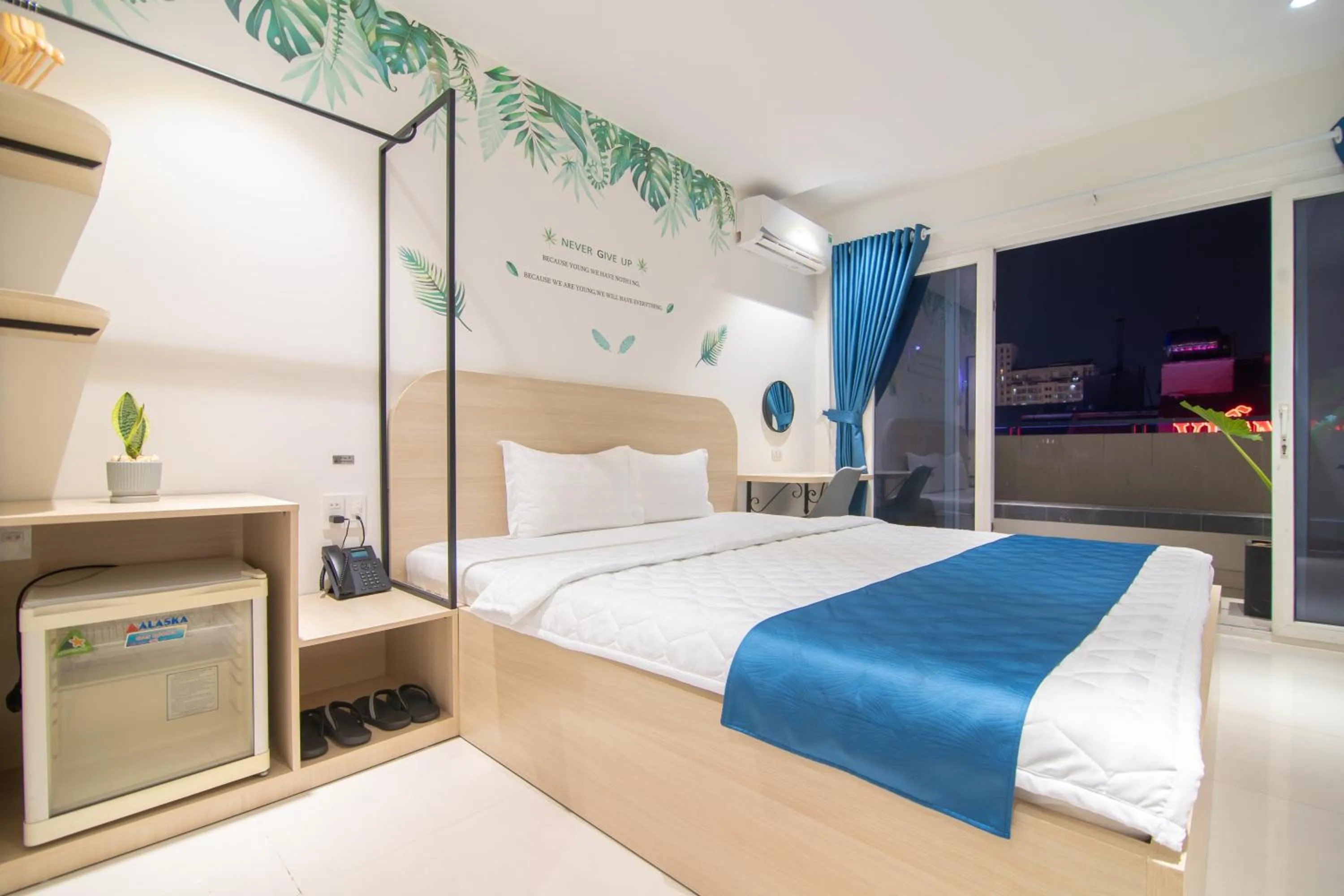 Bed in Bin Bin Hotel 6 - Near SECC D7