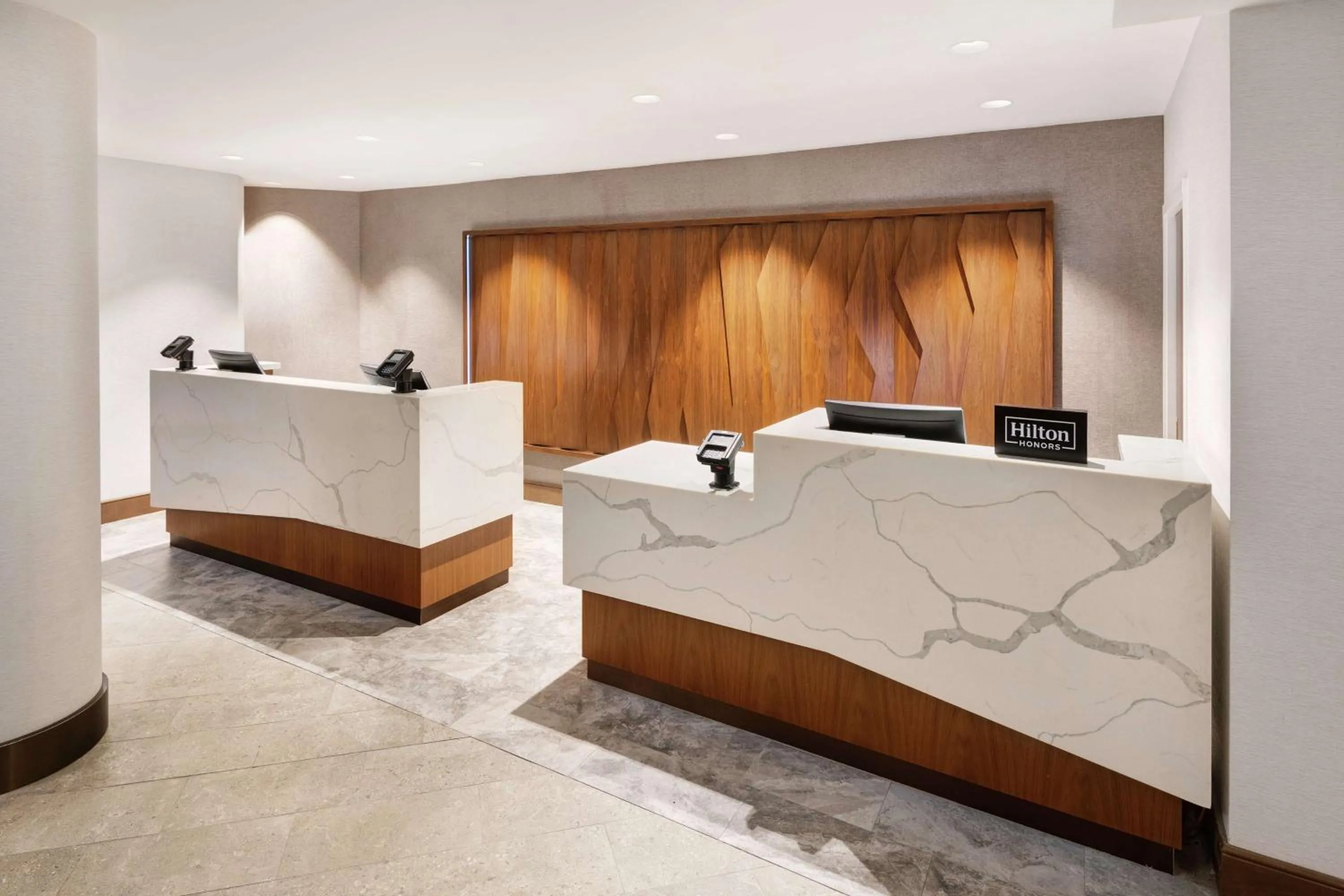 Lobby or reception in Embassy Suites Tysons Corner