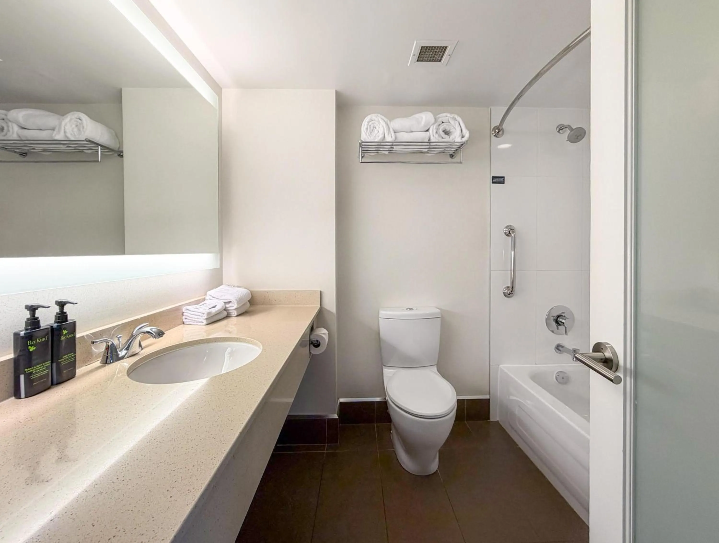 Bathroom in Coast Bastion Hotel