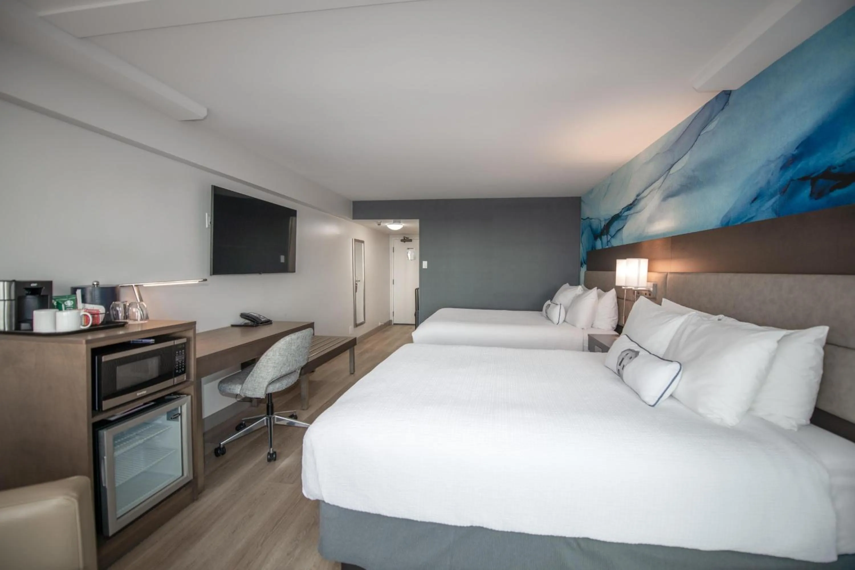 Bedroom, Bed in Coast Bastion Hotel