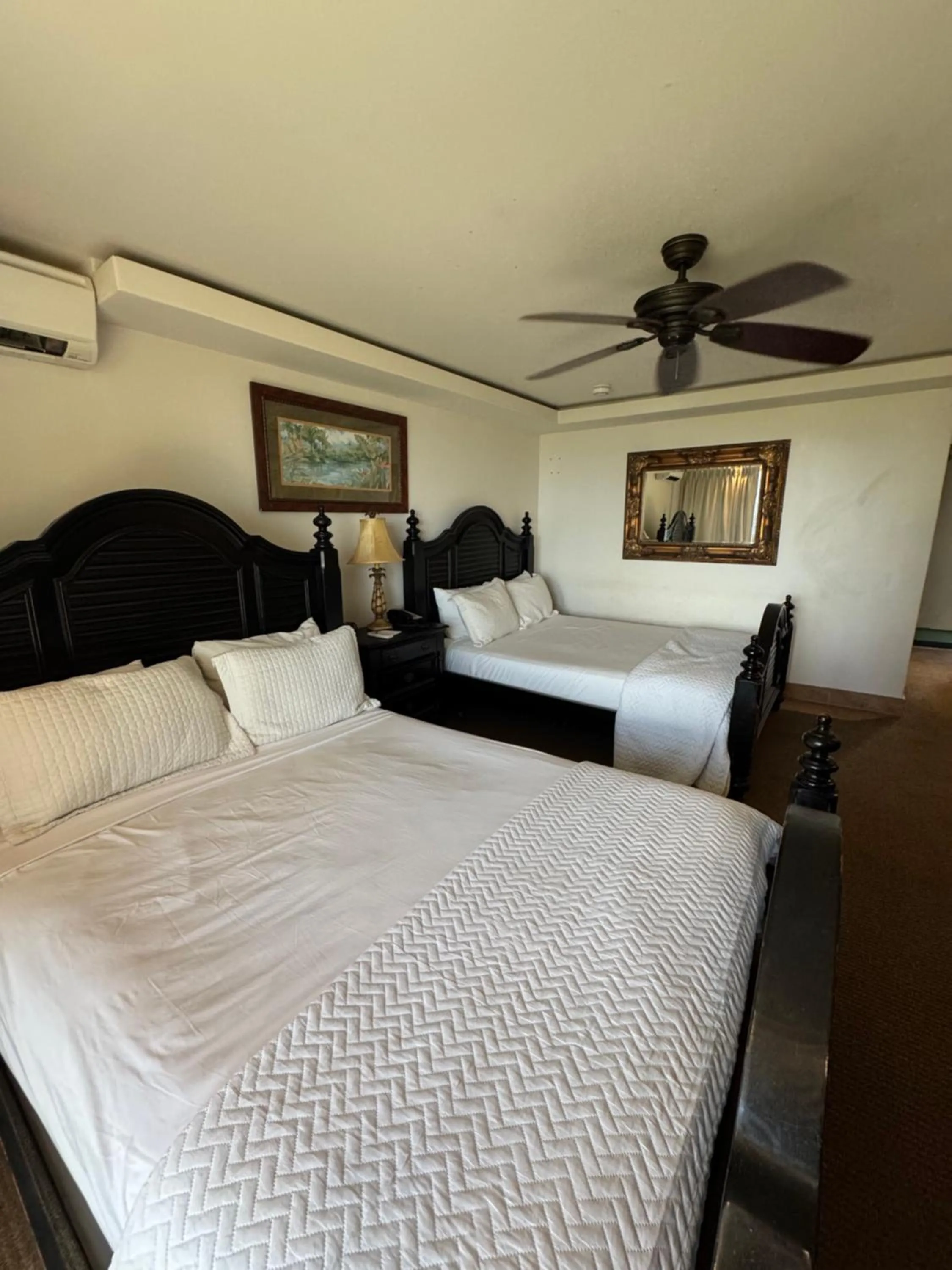 Bed in Hotel Coral Reef