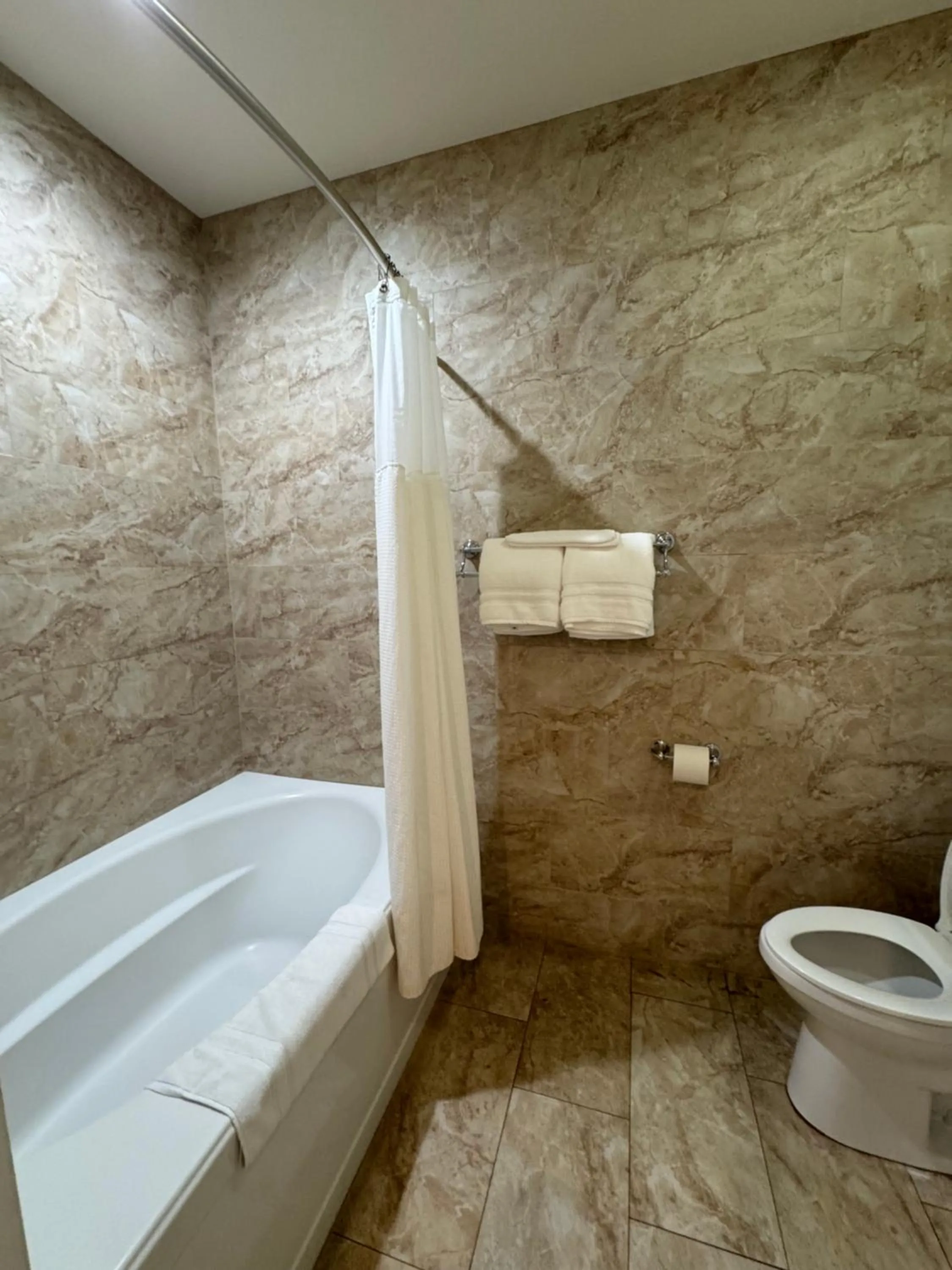 Bathroom in Hotel Coral Reef