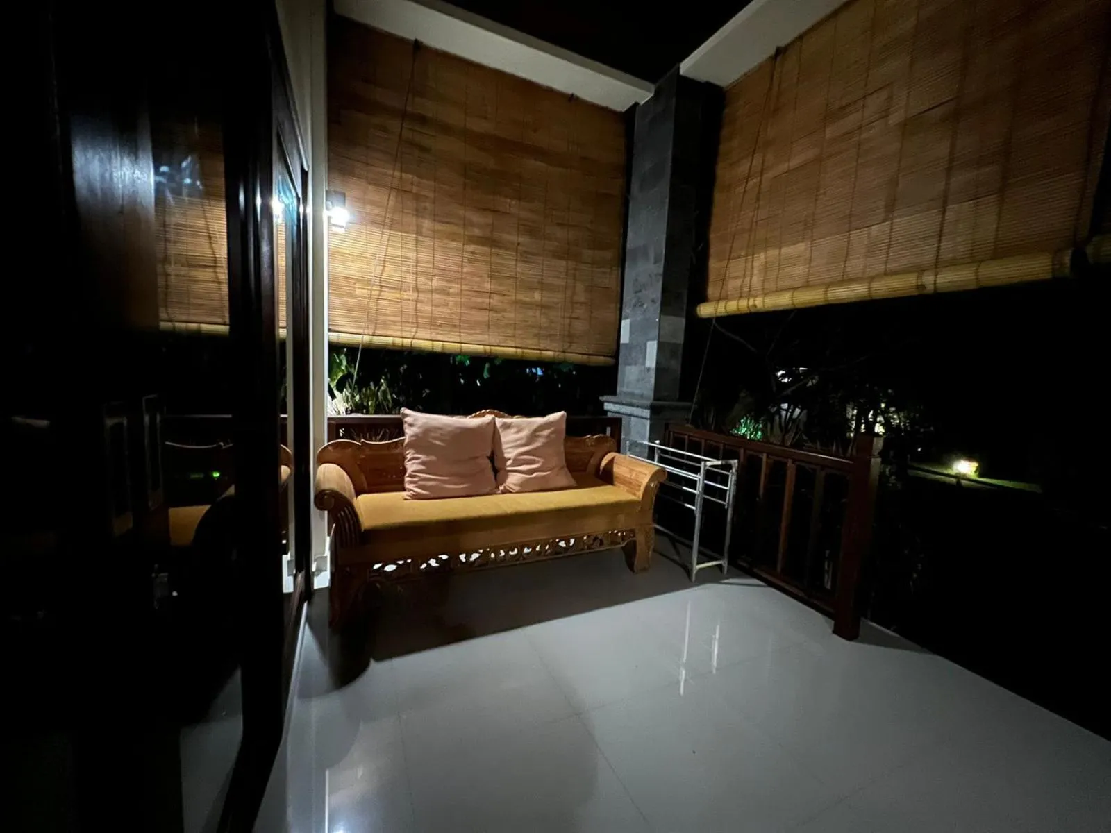 Night in Sukun Babonsay Villas