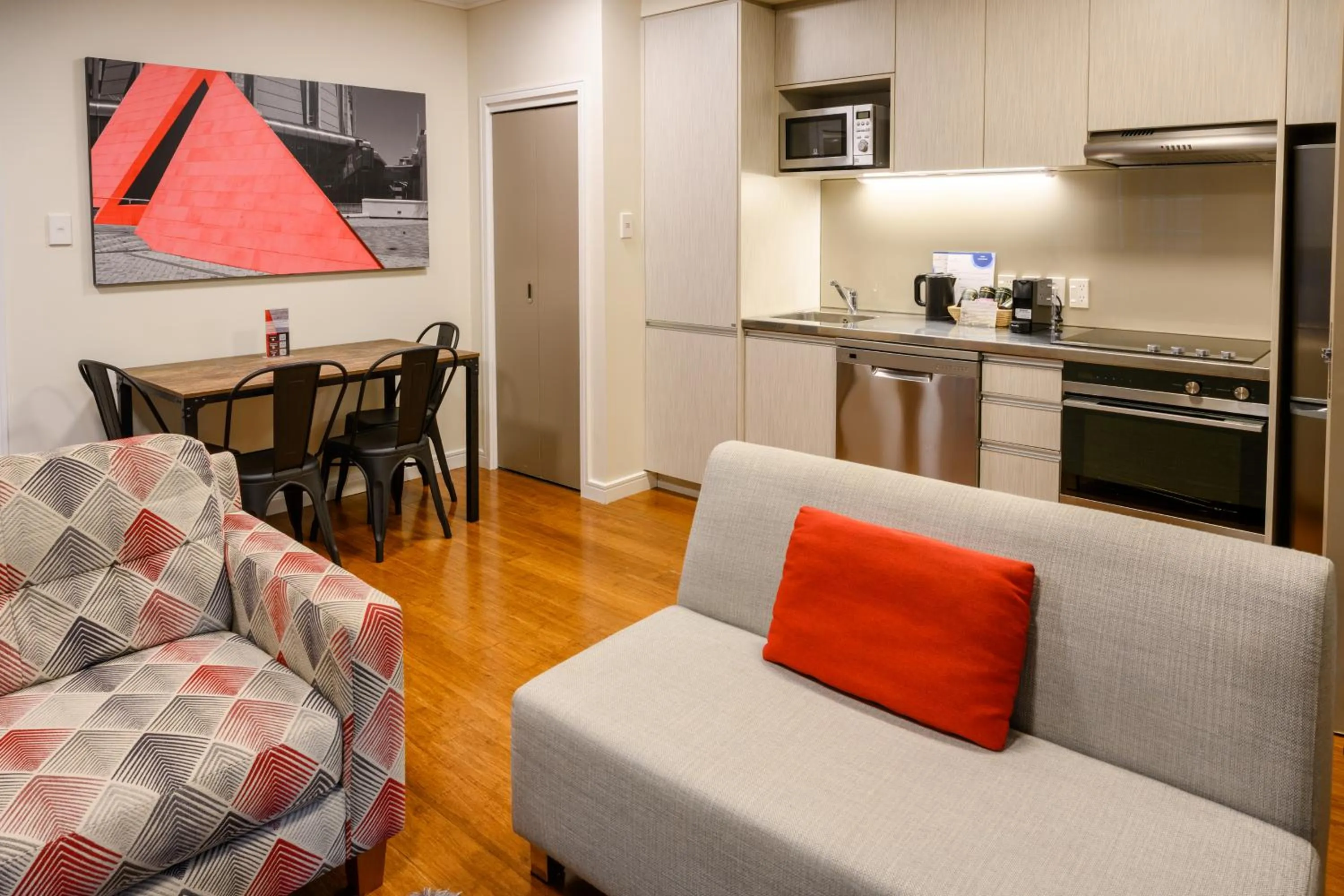 Kitchen or kitchenette in Boulcott Suites
