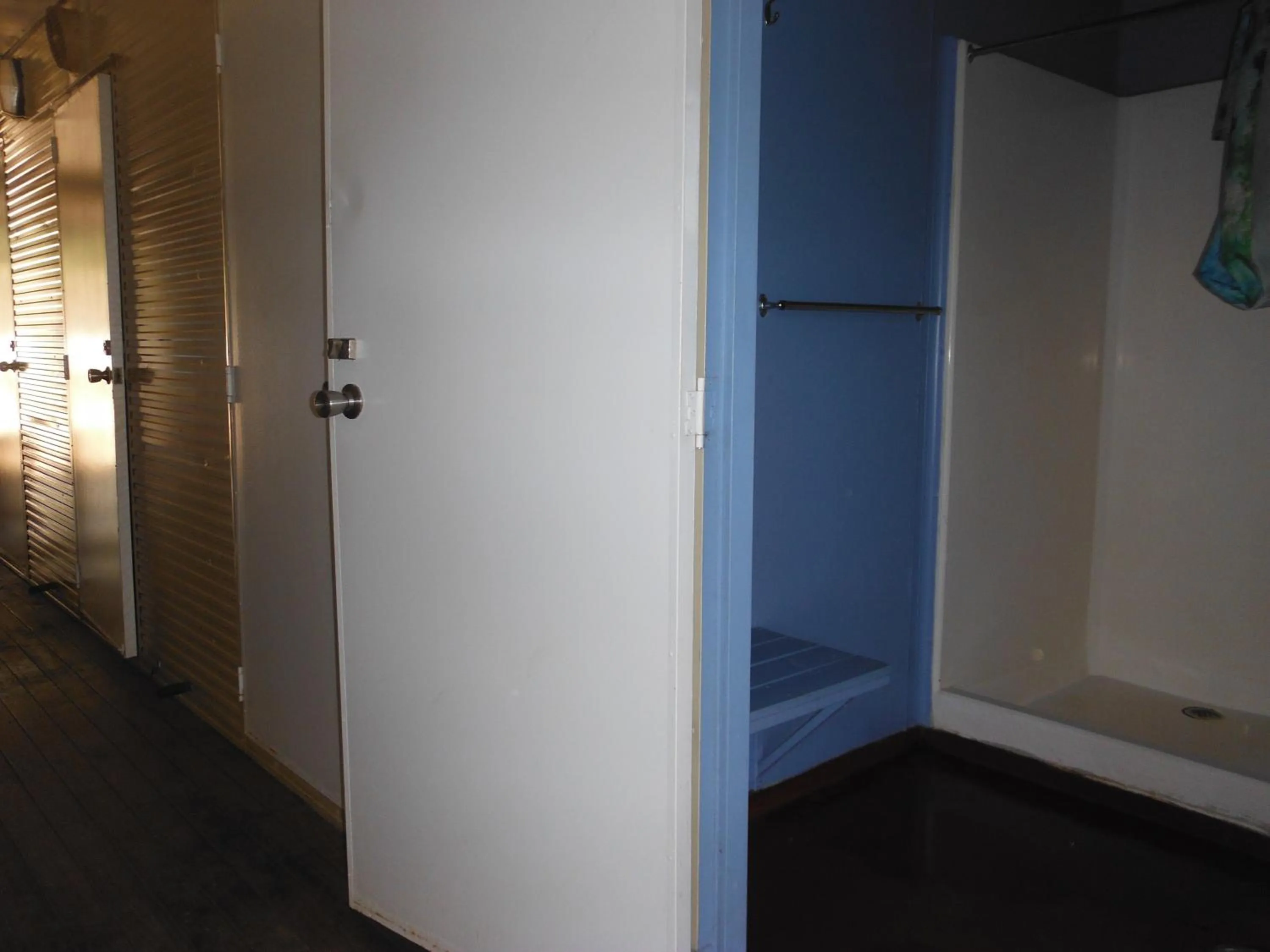 Shower in Anchorage Weipa