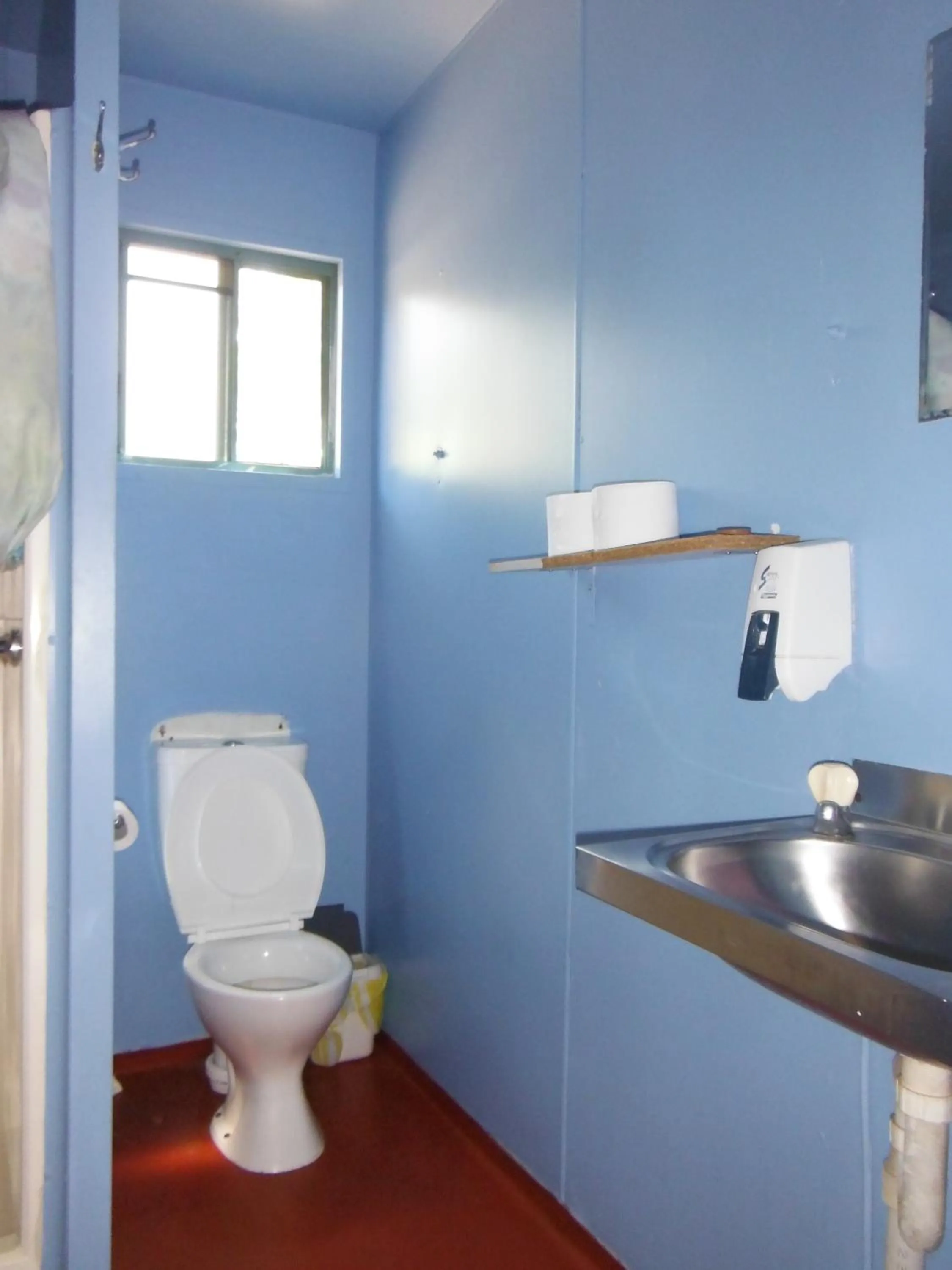 Toilet in Anchorage Weipa