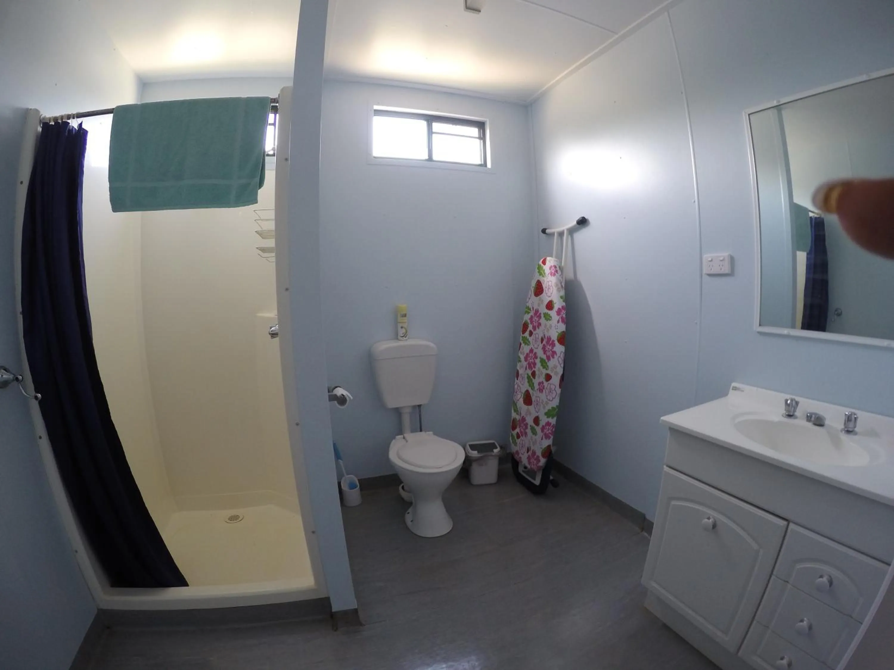 Bathroom in Anchorage Weipa