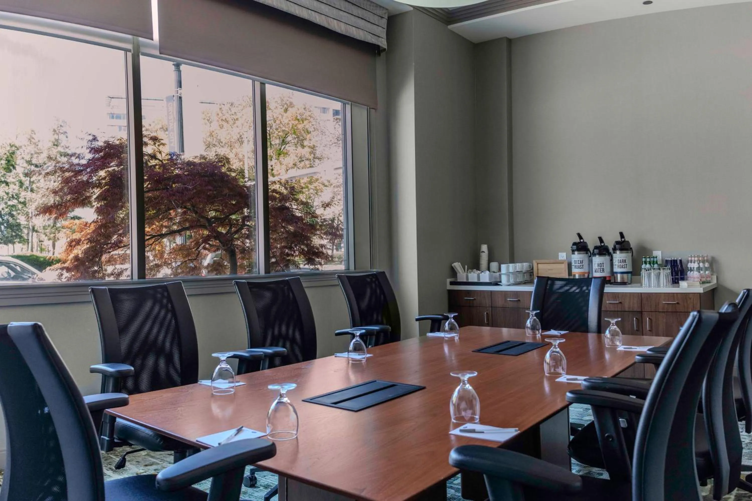 Meeting/conference room in Hampton Inn & Suites Arlington Crystal City DCA