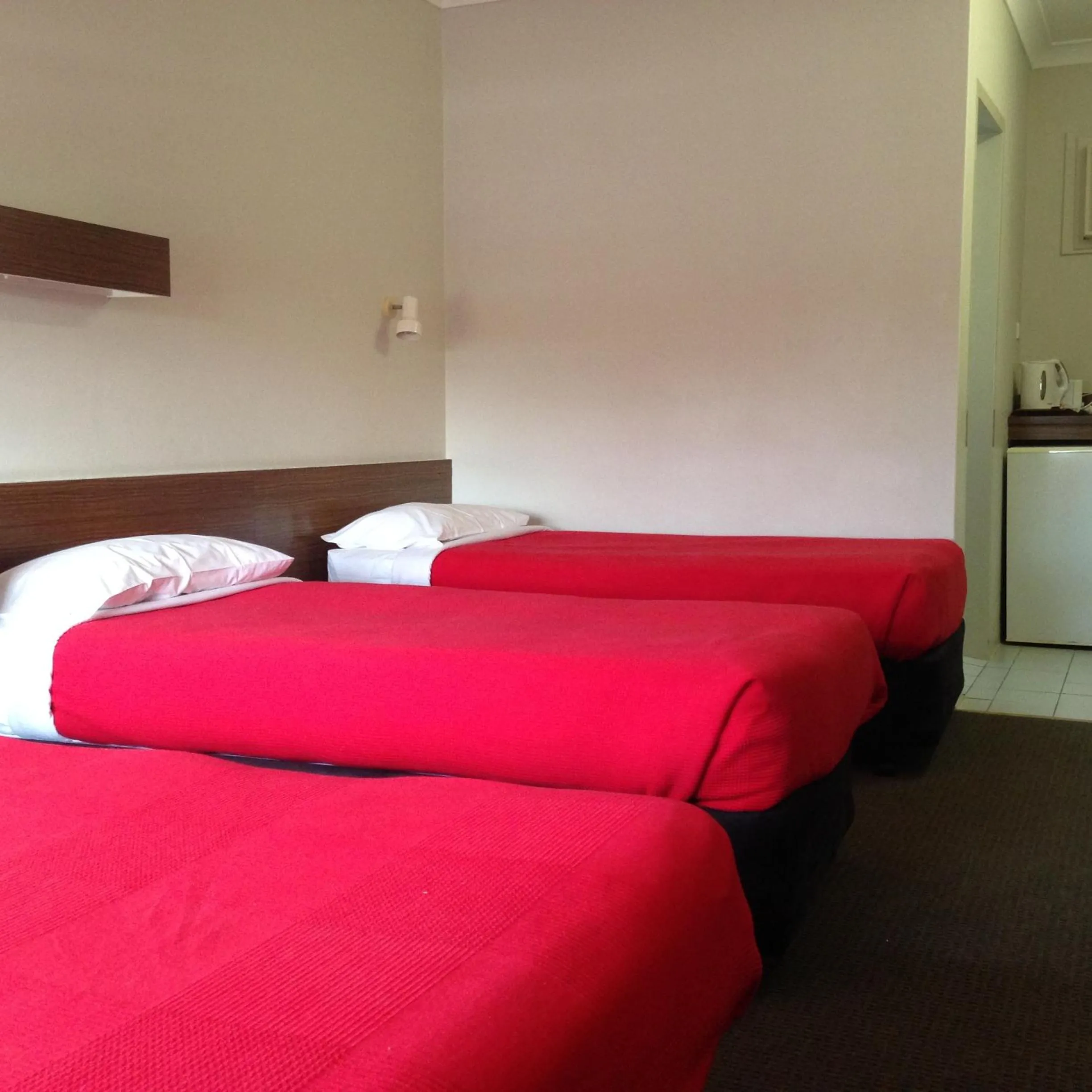 Photo of the whole room in Casino Motor Inn