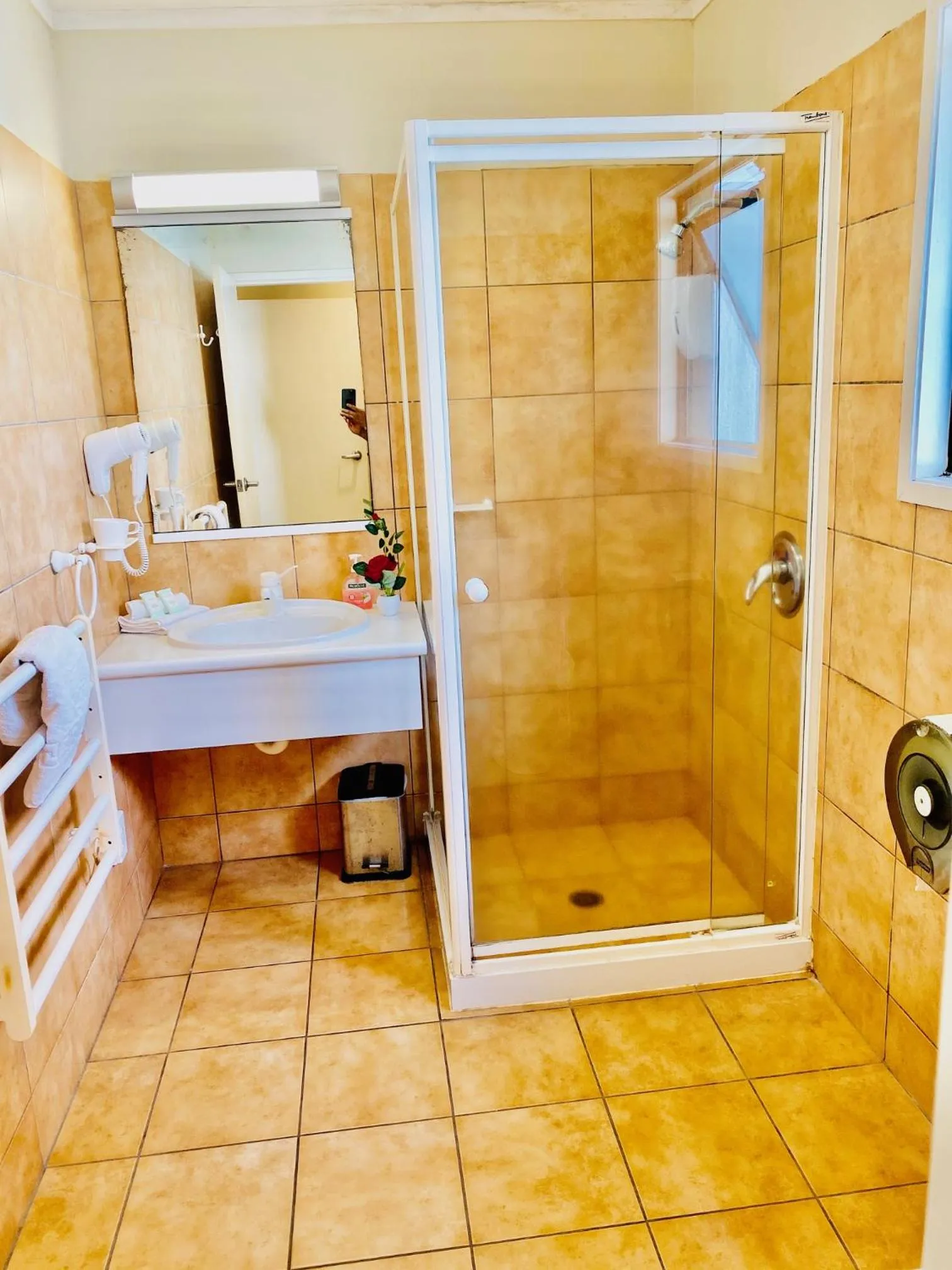 Bathroom in Baden Lodge Motel - PRIVATE SPA Bath