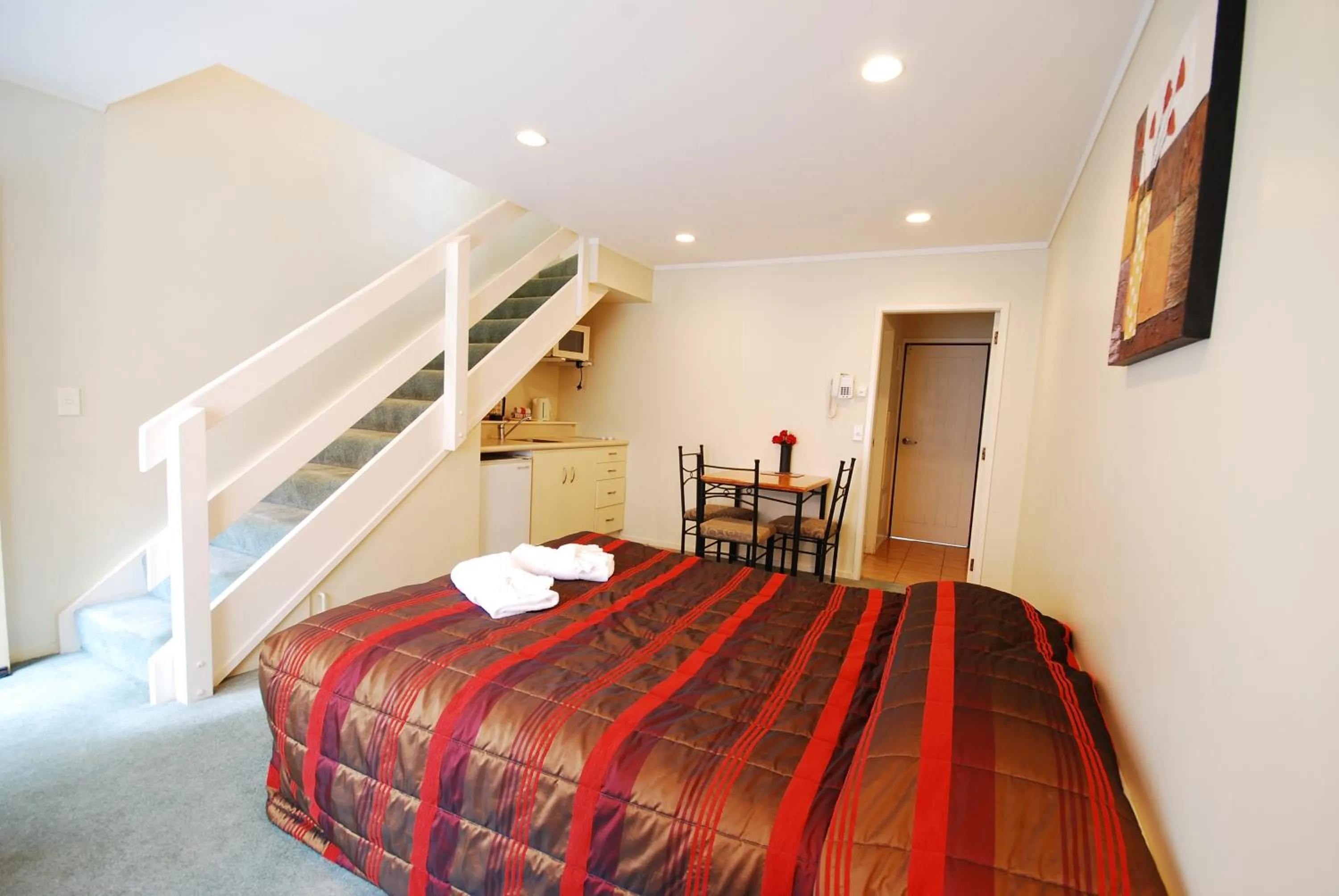 Bed in Baden Lodge Motel - PRIVATE SPA Bath