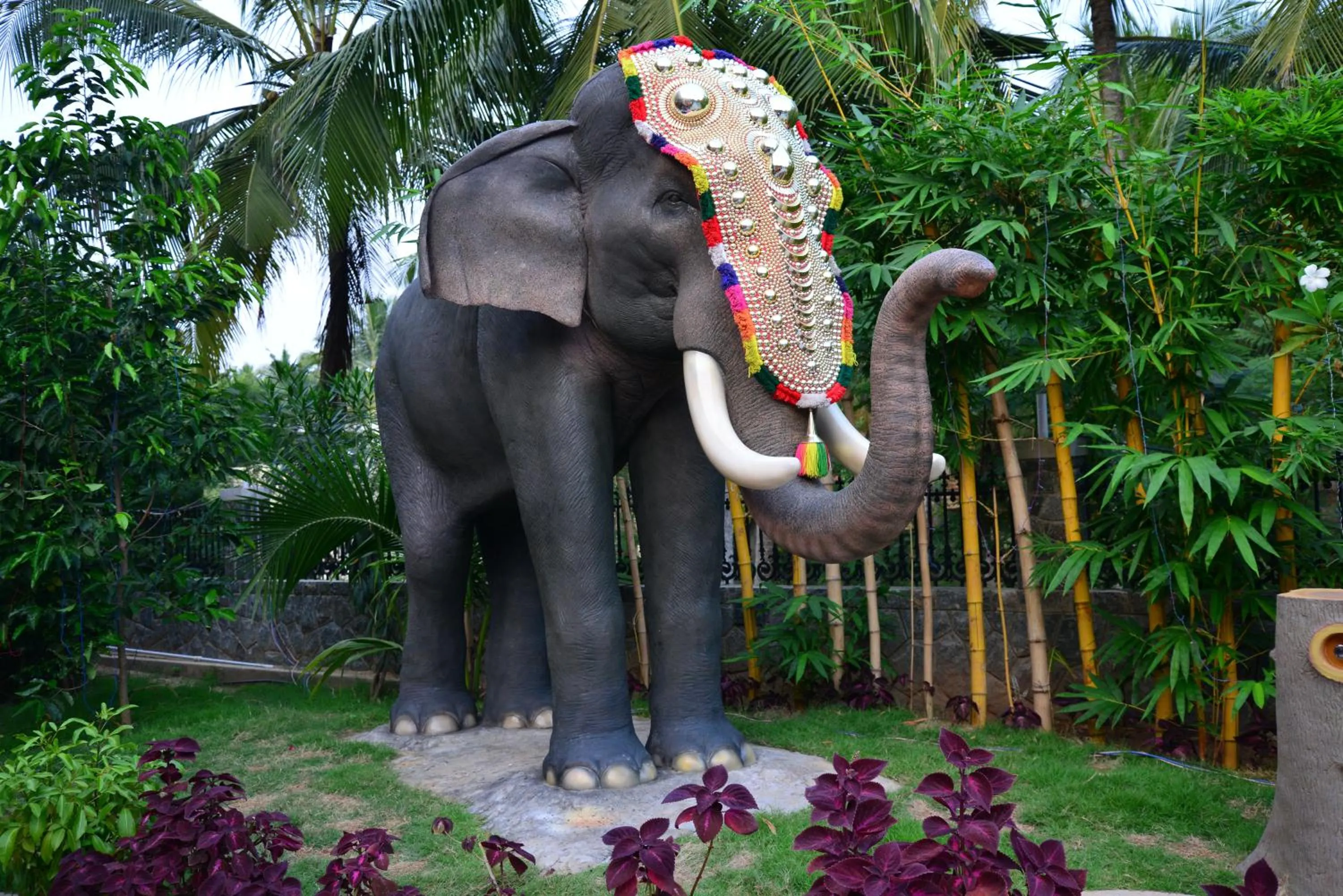 Decorative detail in Uday Suites - The Airport Hotel