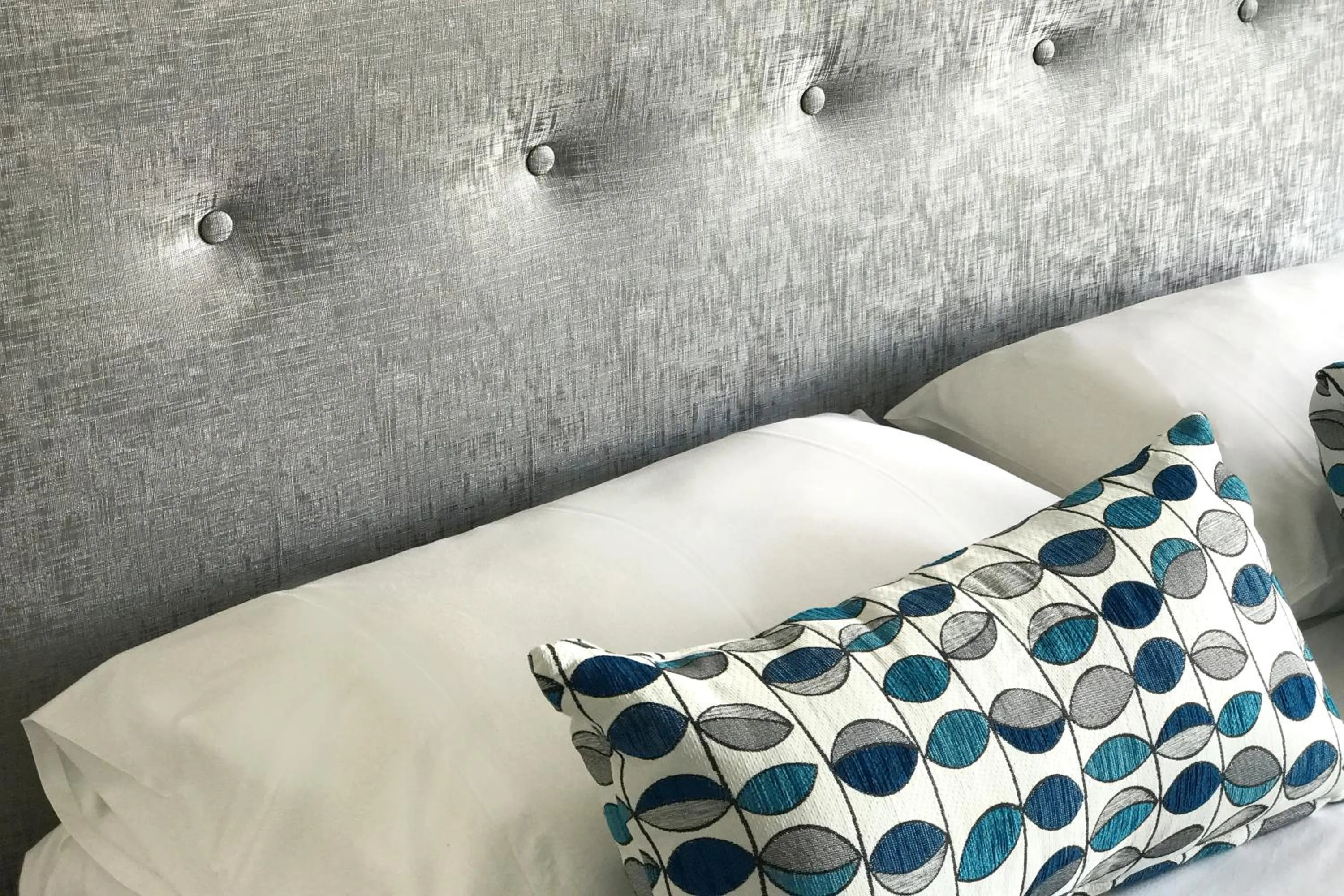 Bedroom, Bed in Waterview Resort