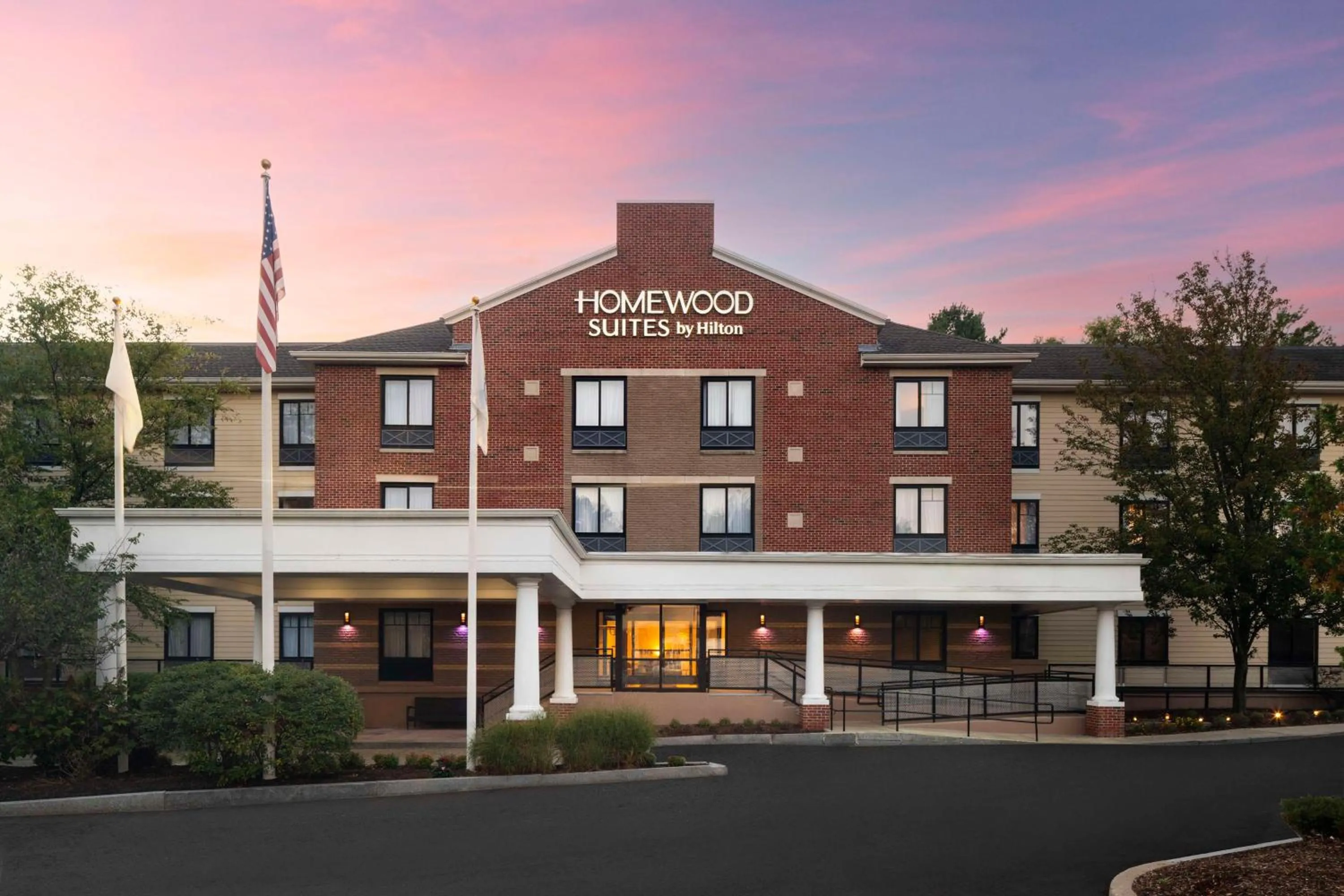 Property building in Homewood Suites by Hilton Boston Cambridge-Arlington, MA