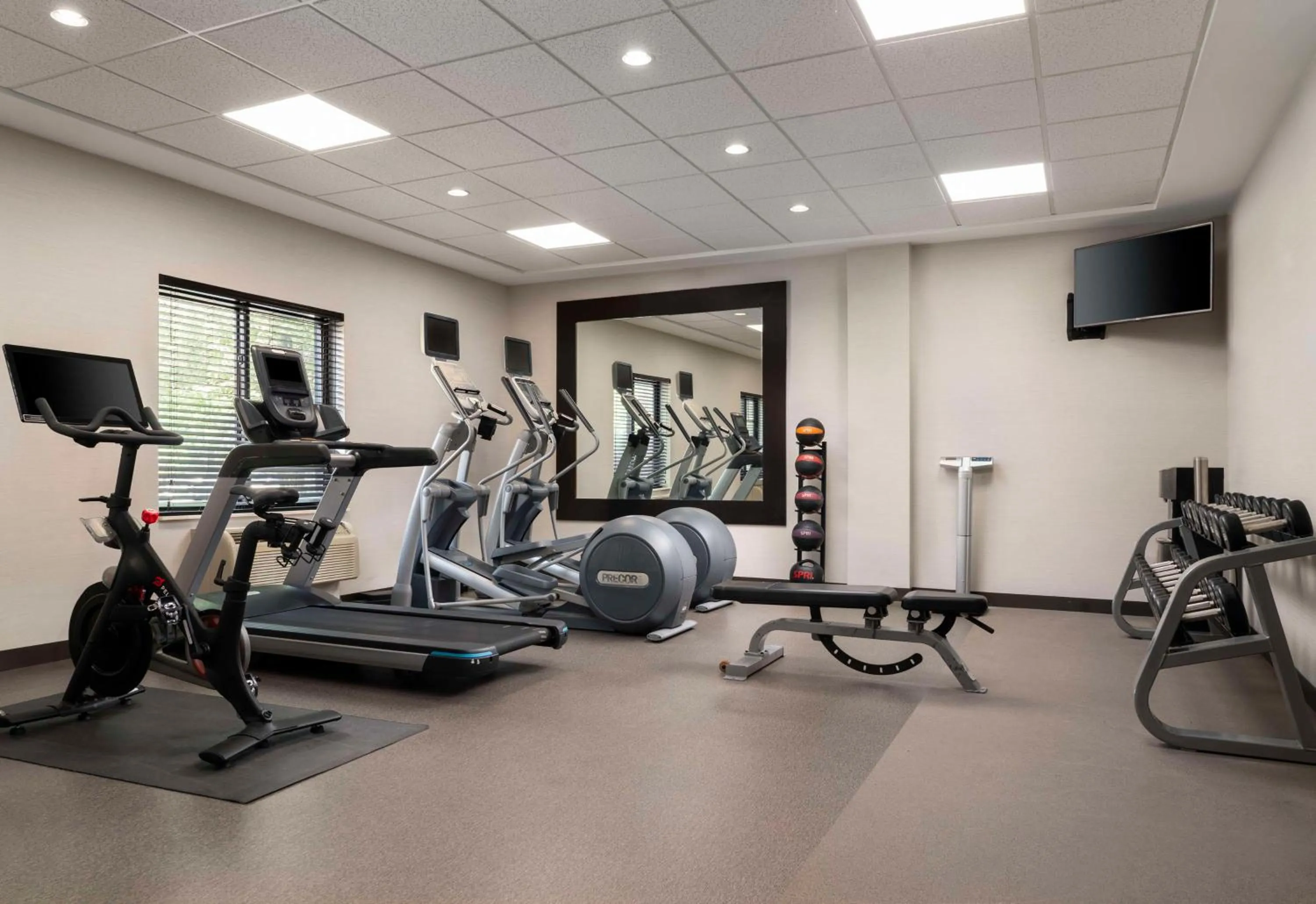 Fitness centre/facilities in Homewood Suites by Hilton Boston Cambridge-Arlington, MA