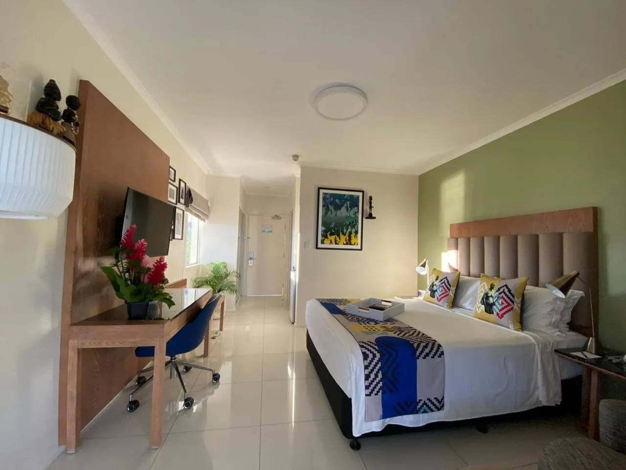 Bed in Heritage Park Hotel