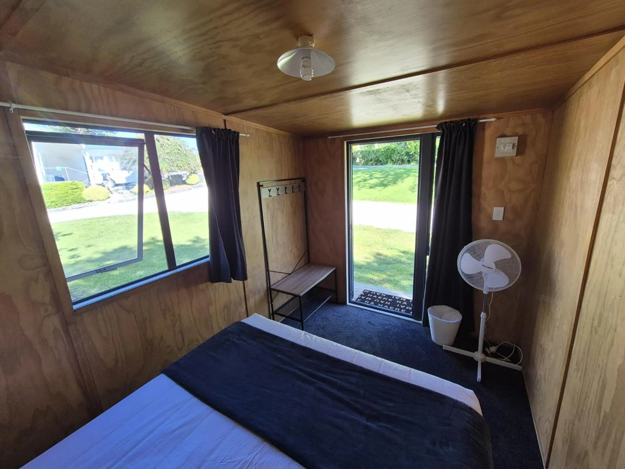 Photo of the whole room, Bed in Waitomo TOP 10 Holiday Park