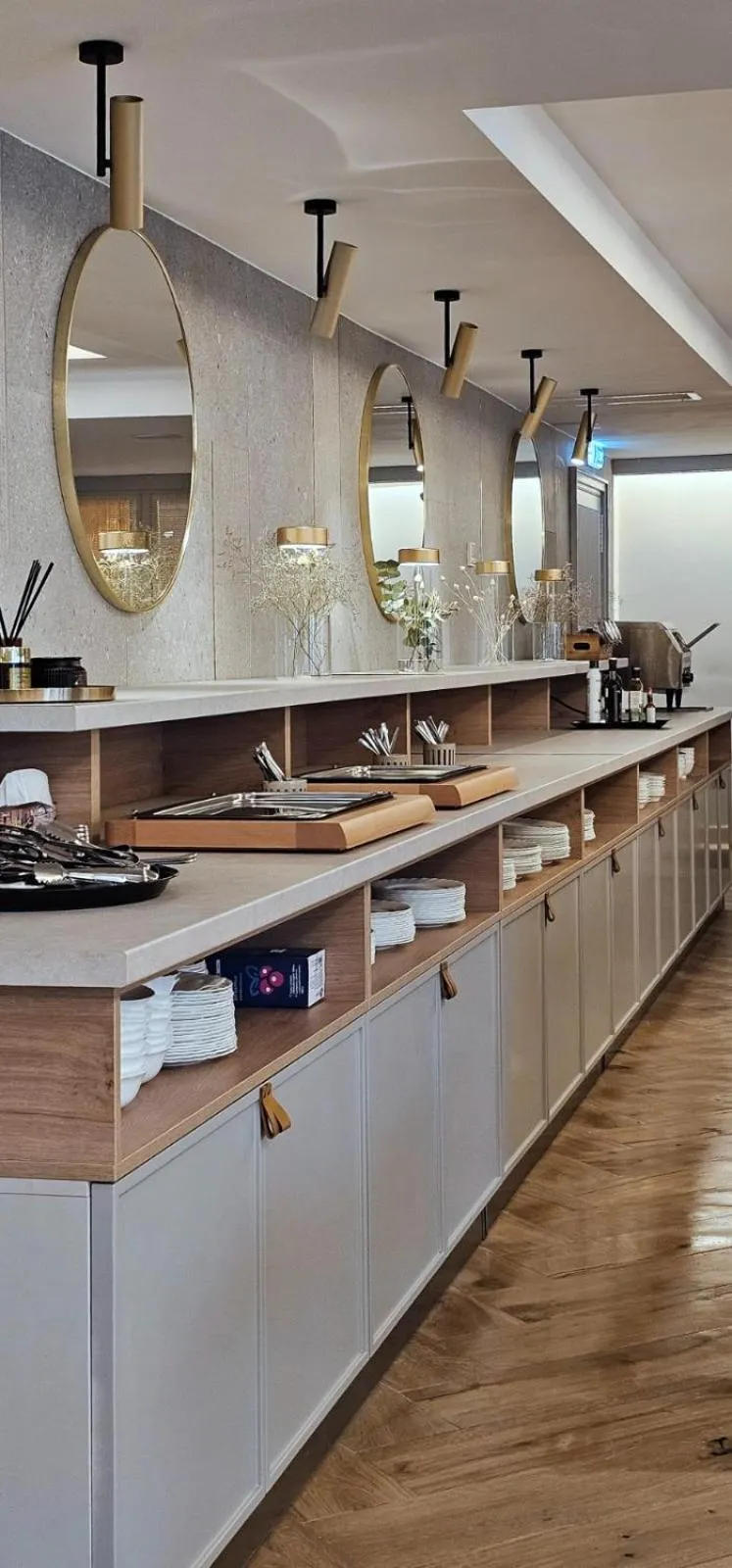 Restaurant/places to eat in Hotel Orizont Cozia