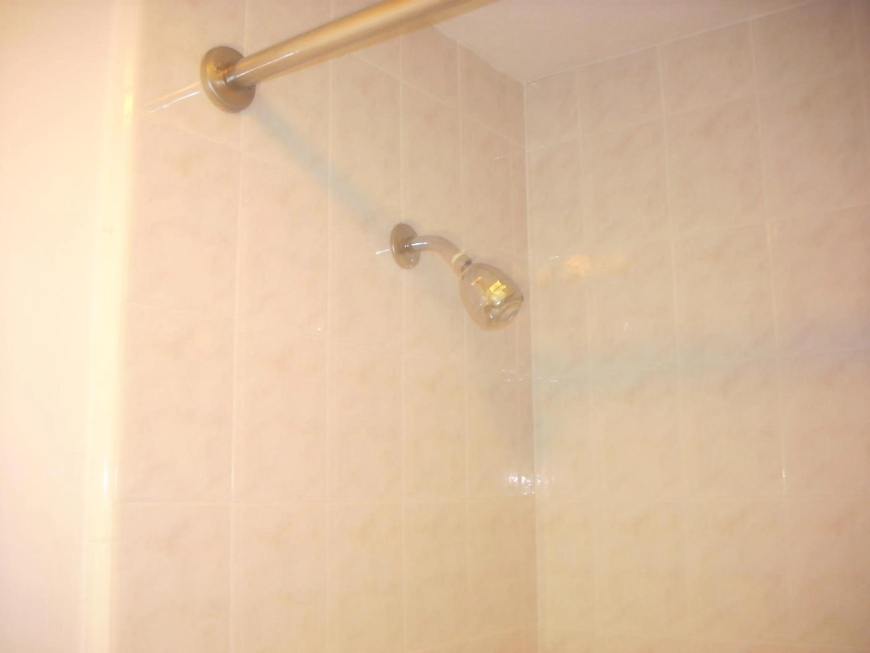 Bathroom in Economy Inn Seaside