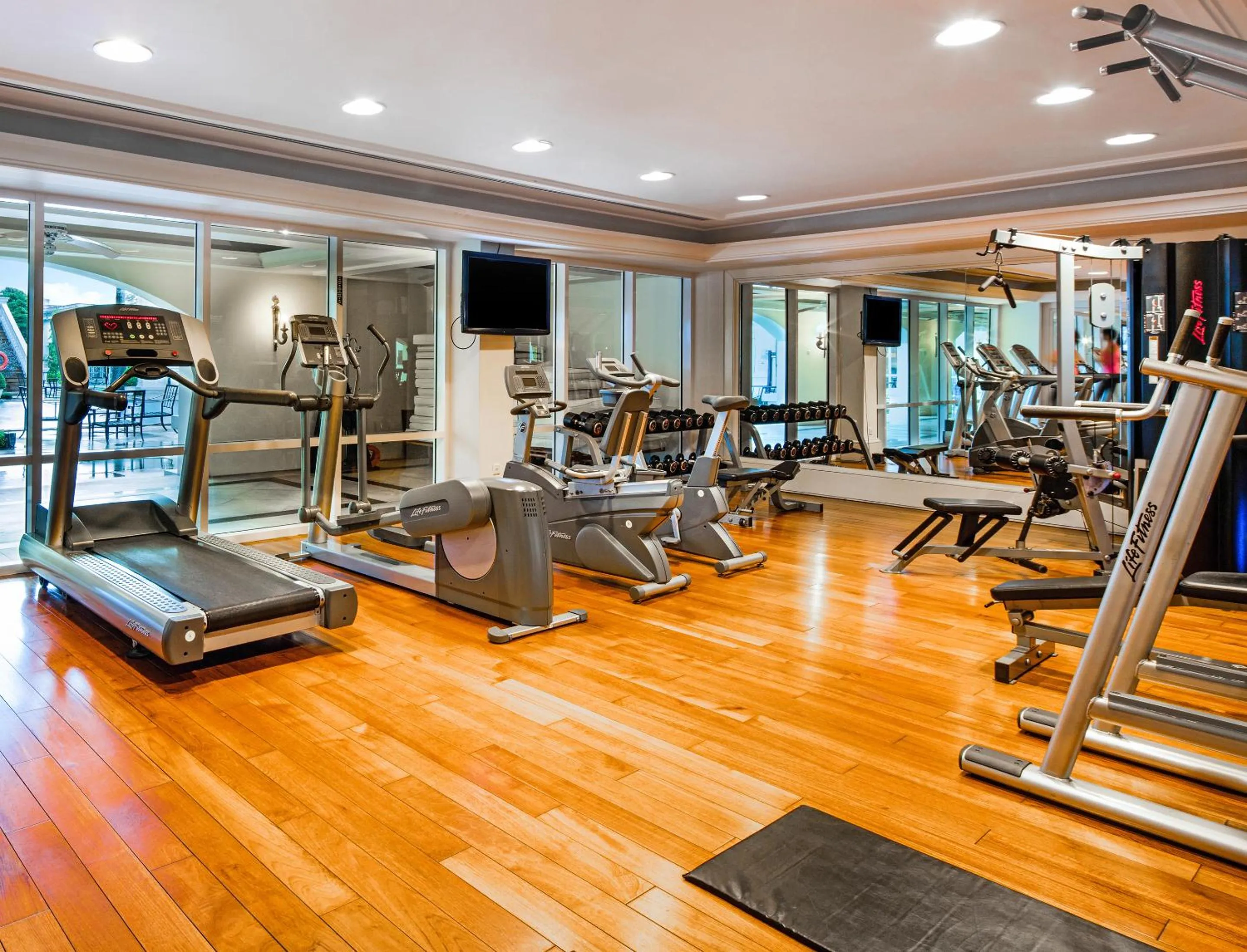 Fitness centre/facilities in Indochine Palace