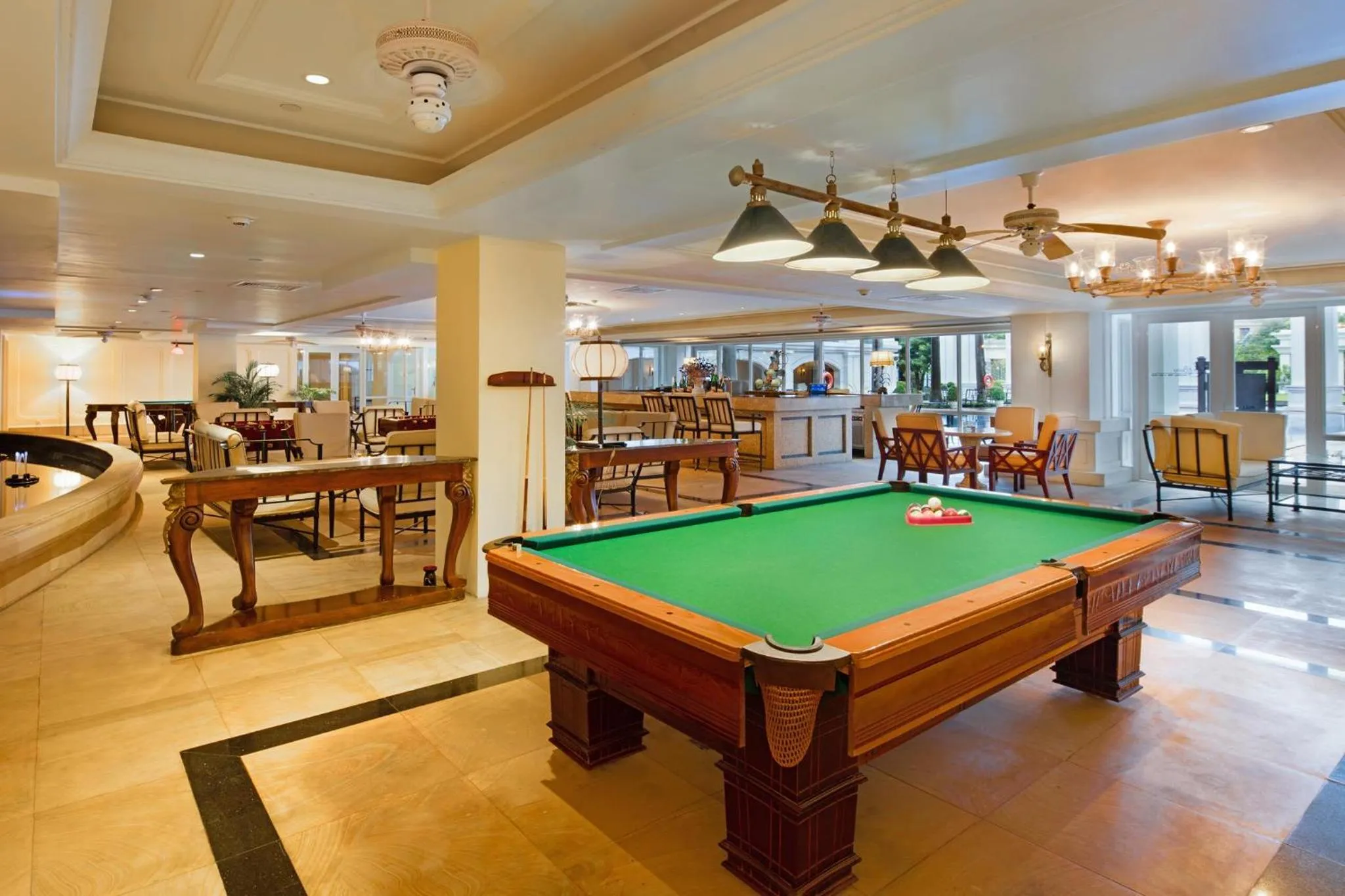 Billiard in Indochine Palace