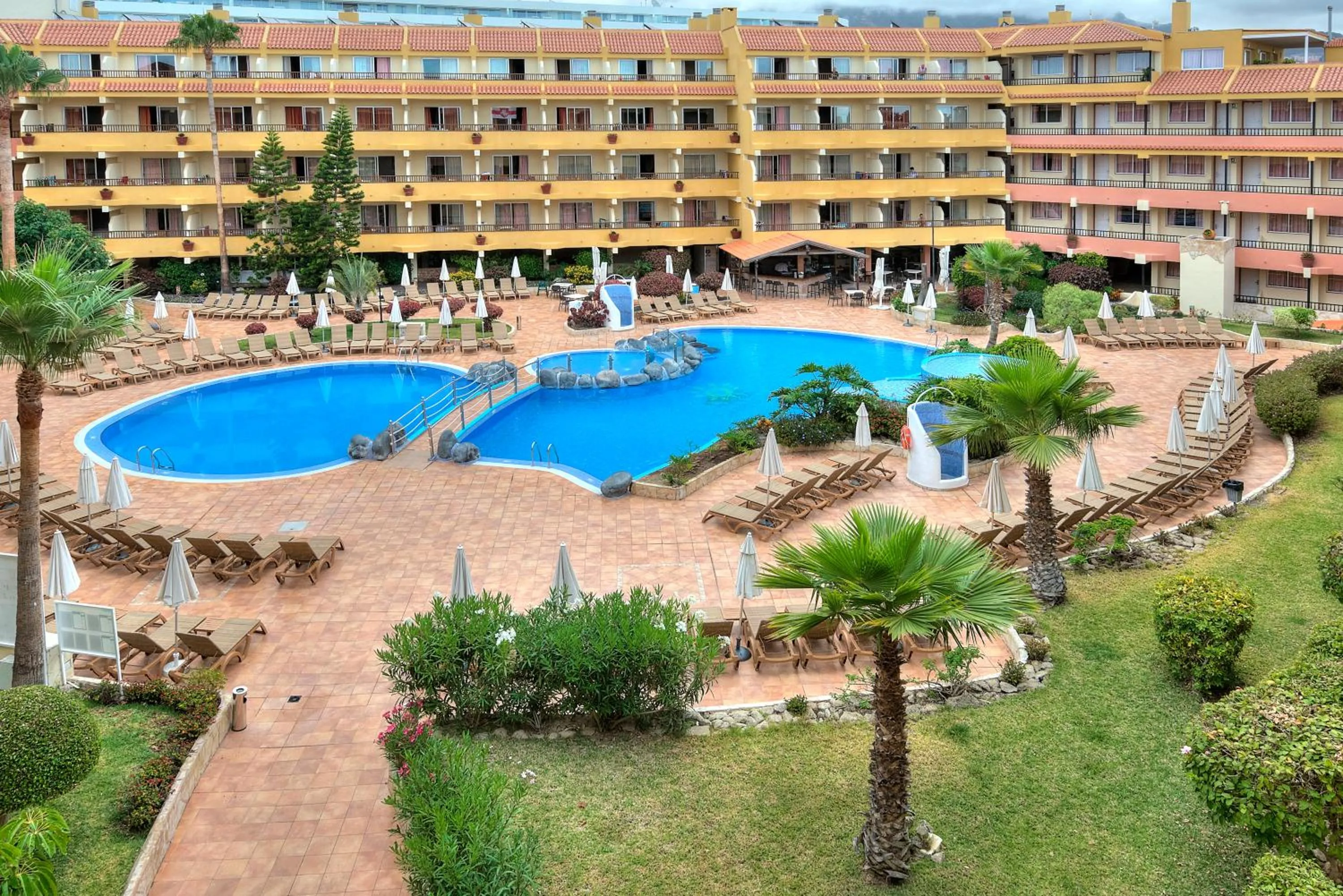 Pool view in HOVIMA Jardin Caleta