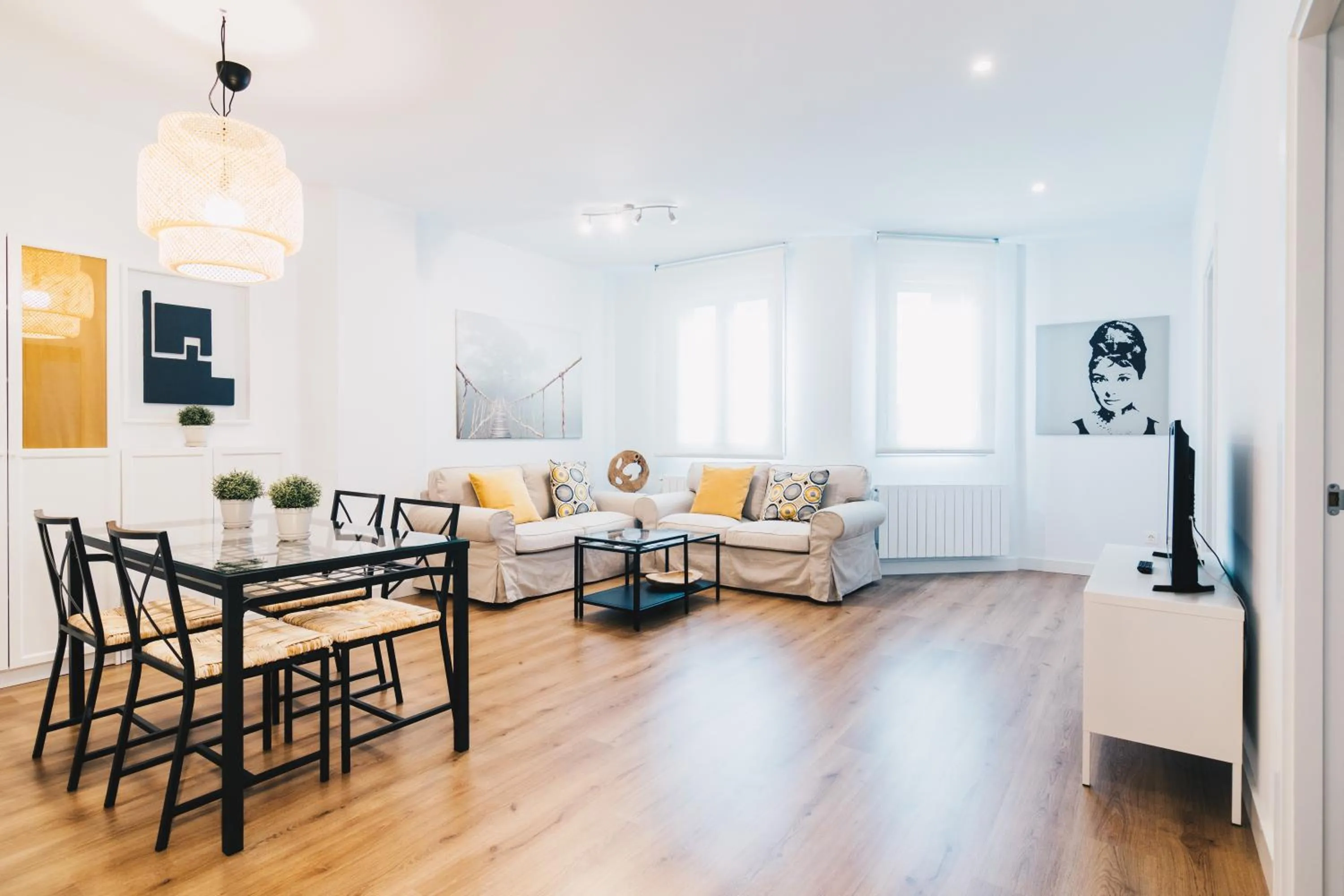 TV and multimedia in Bilbao Home Apartment by People Rentals