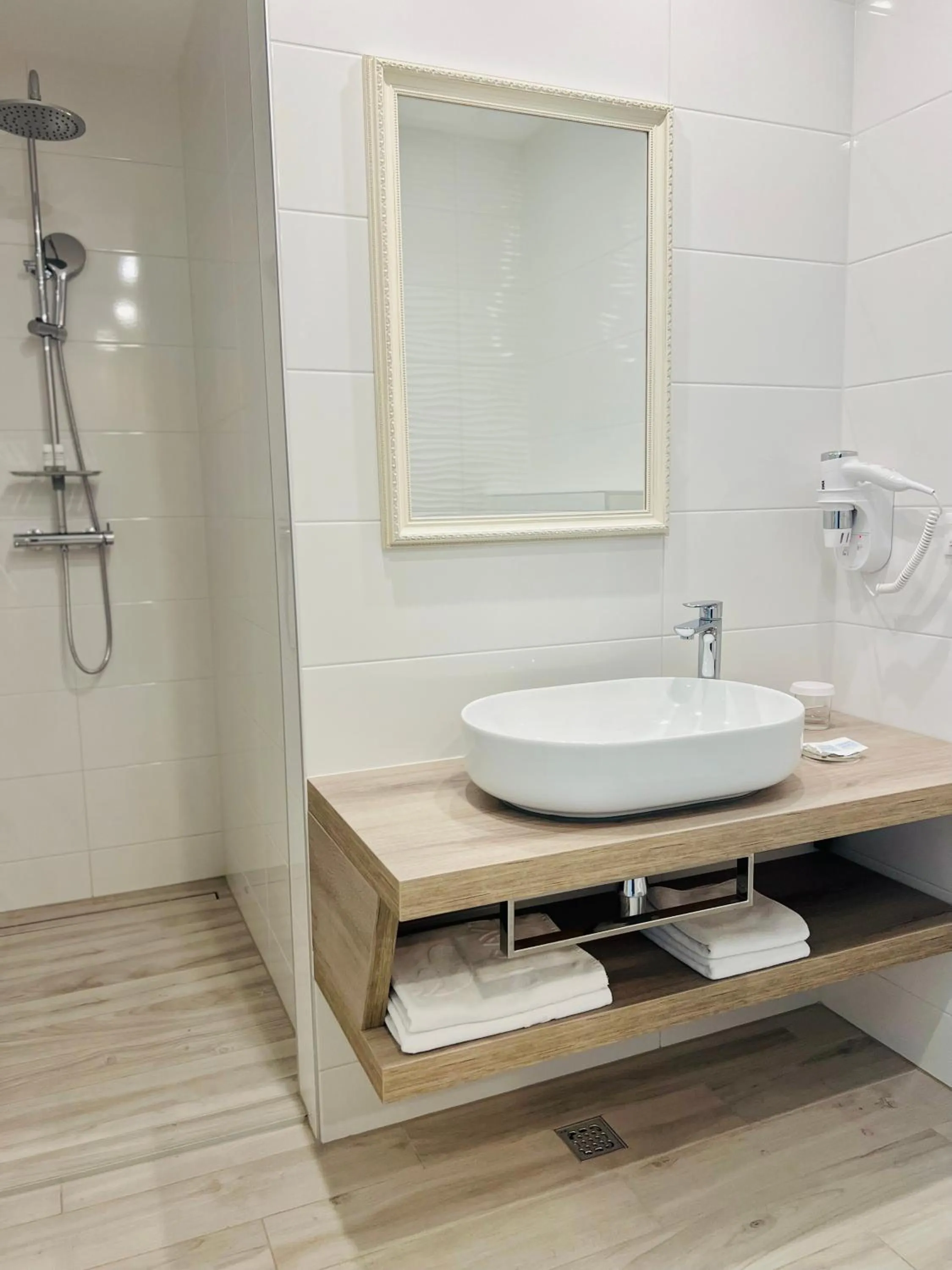 Bathroom in Hotel Cavtat