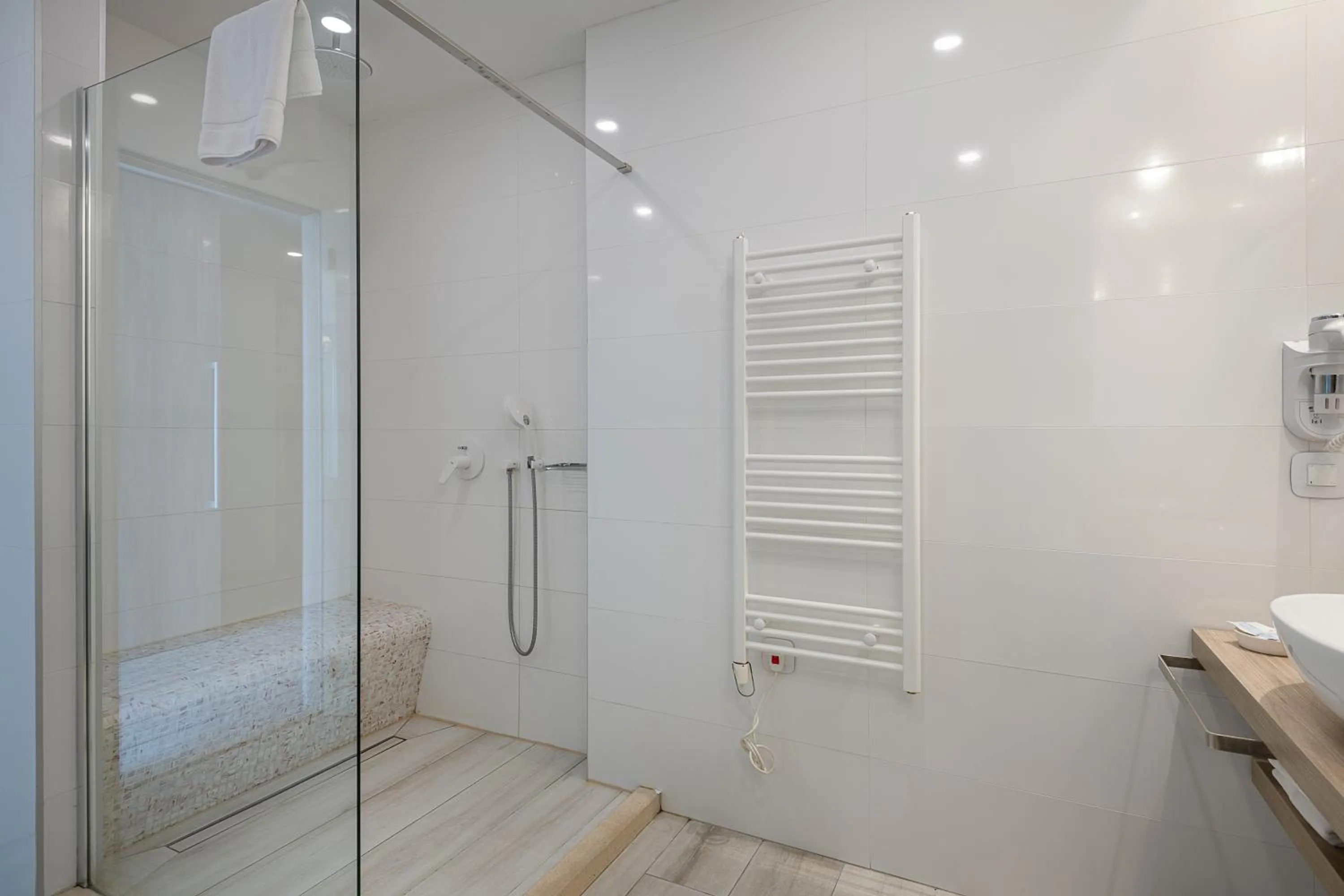 Bathroom in Hotel Cavtat