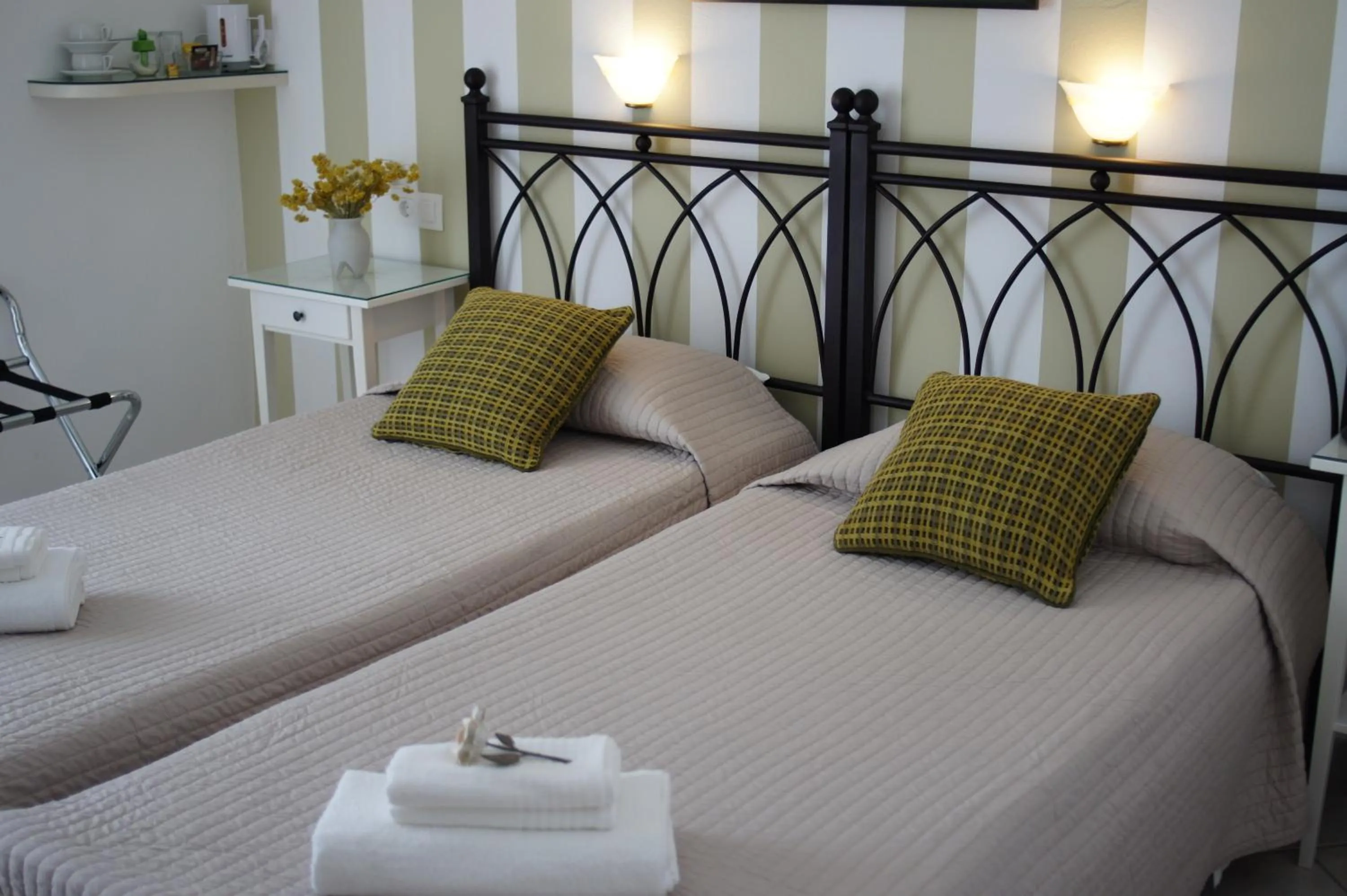 Bedroom, Bed in Hotel Cyclades