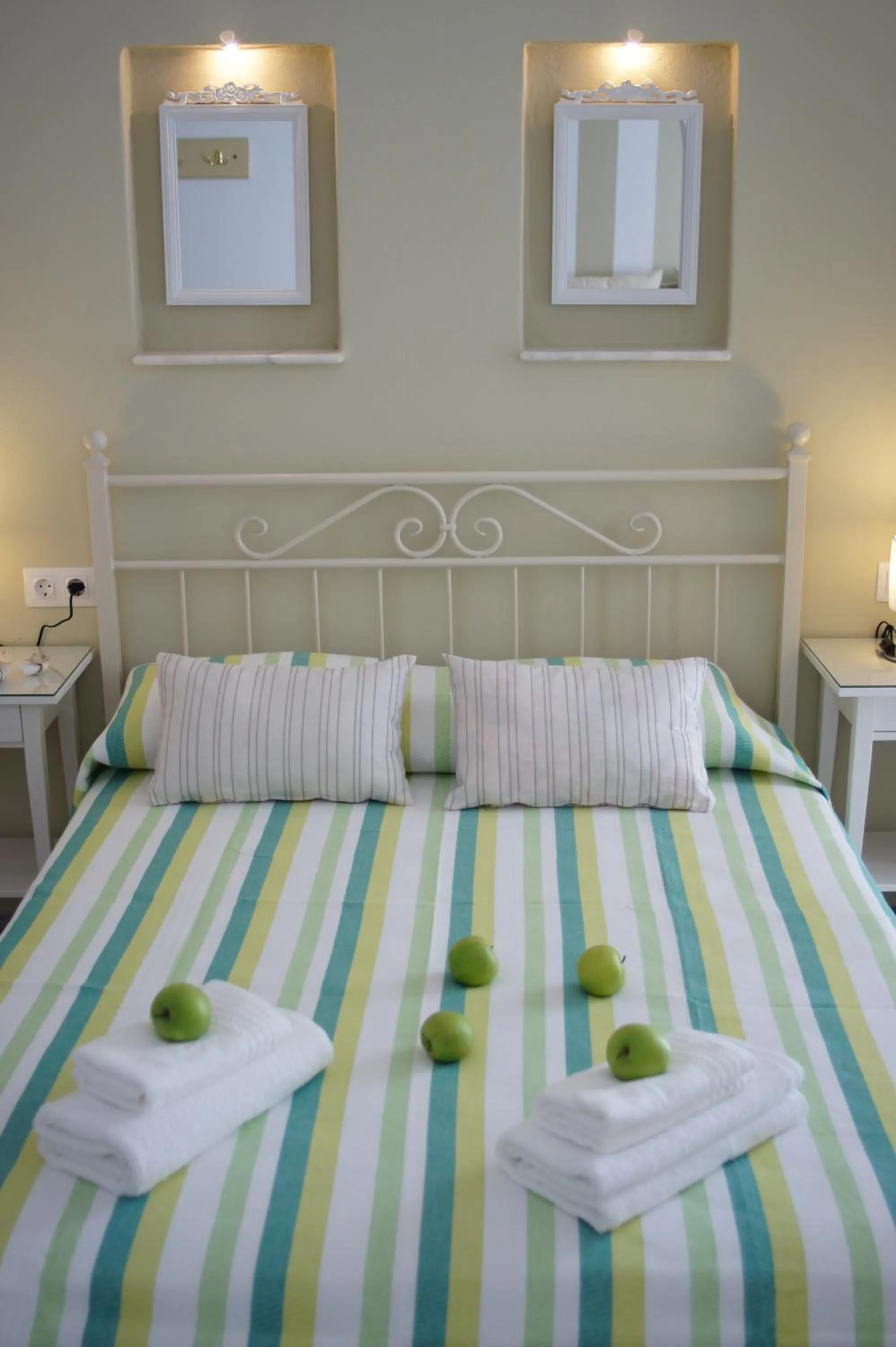 Bedroom, Bed in Hotel Cyclades