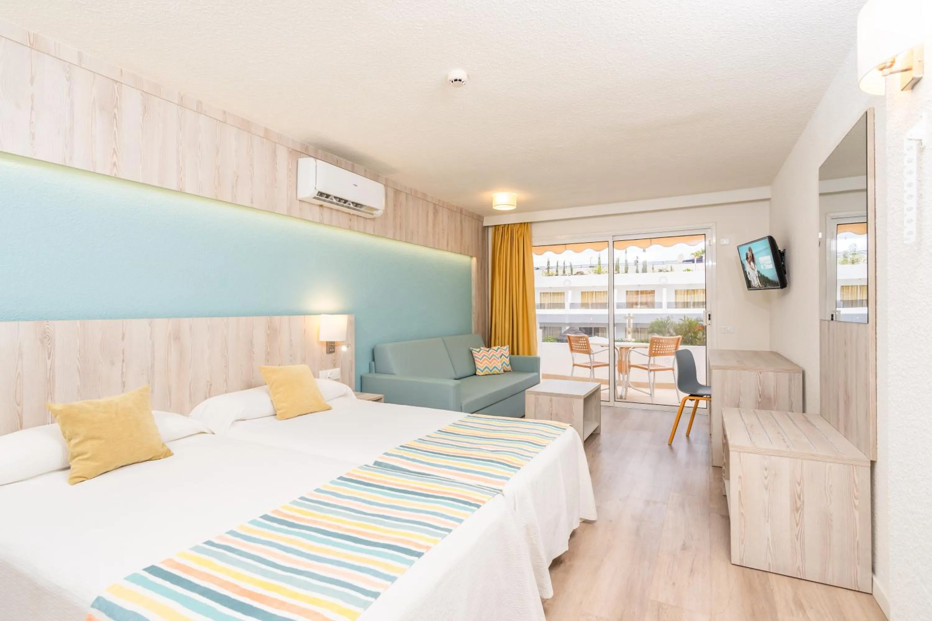 Bedroom, Bed in HOVIMA Panorama