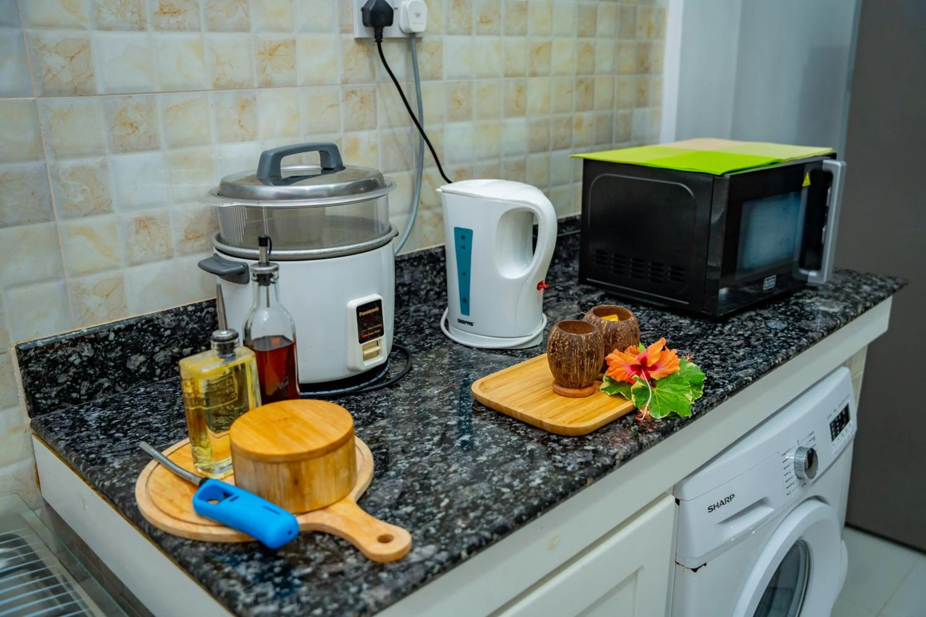 microwave in Kanasuk Self catering Apartments