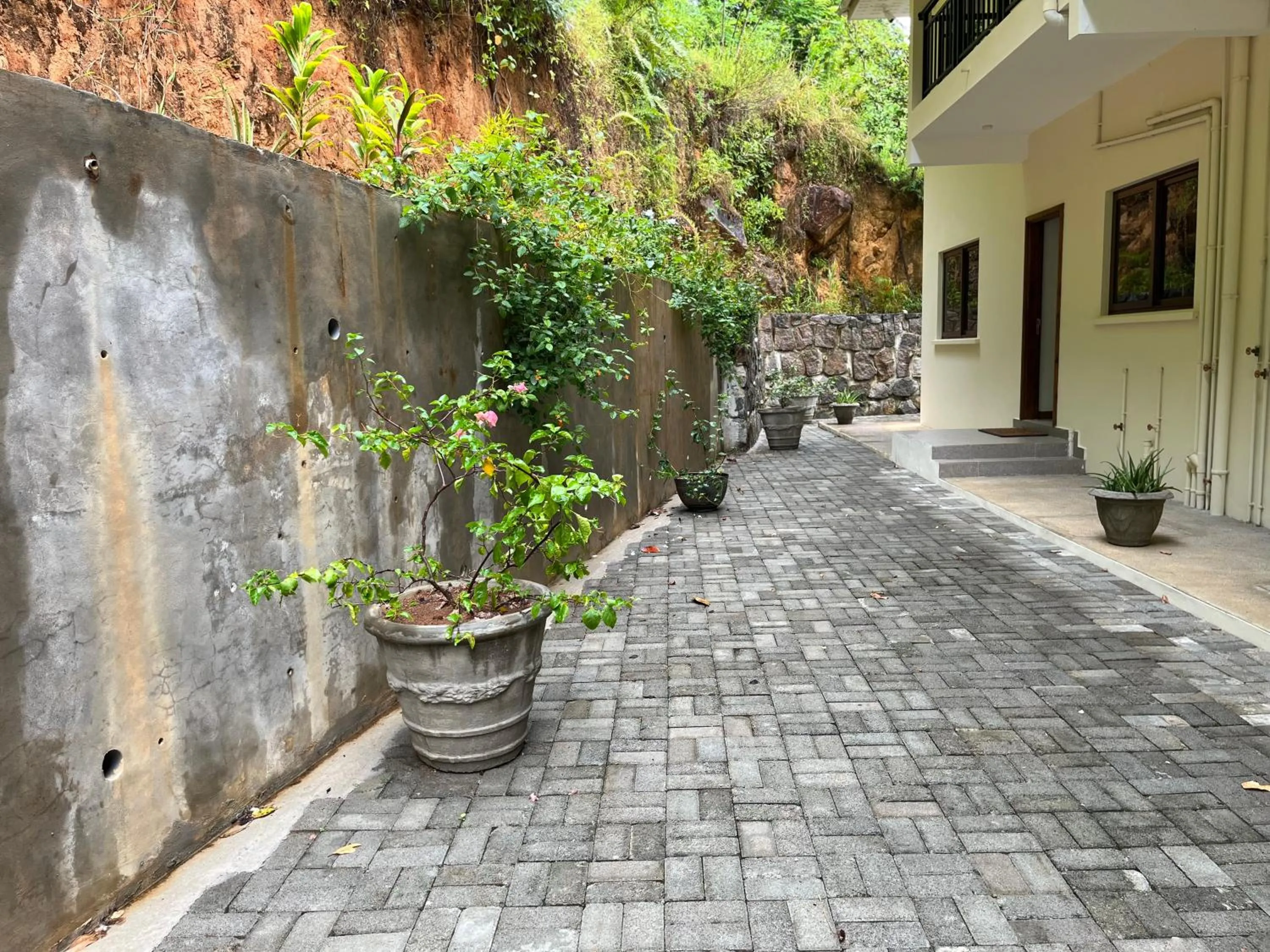 Facade/entrance in Kanasuk Self catering Apartments