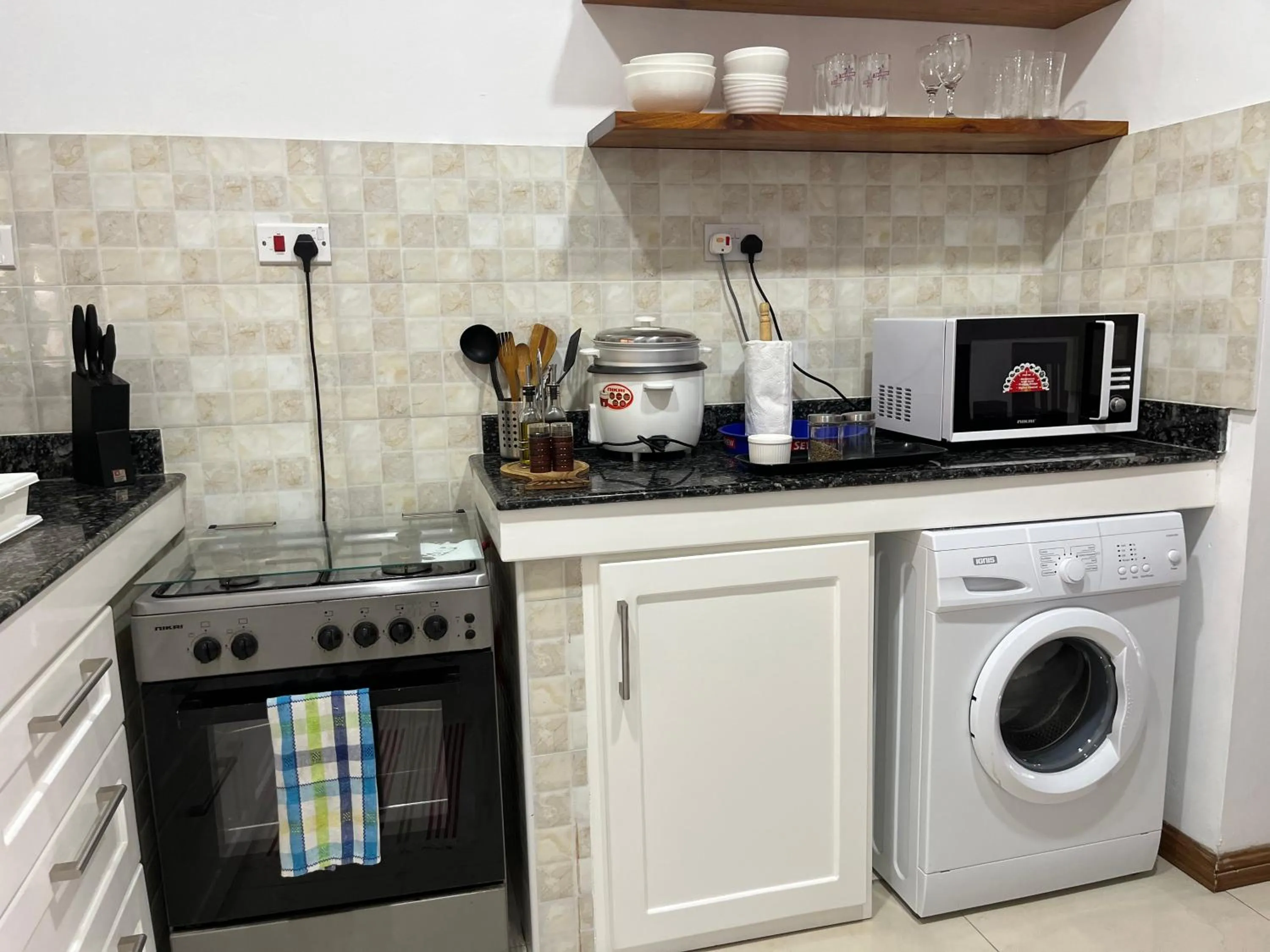 Kitchen or kitchenette in Kanasuk Self catering Apartments